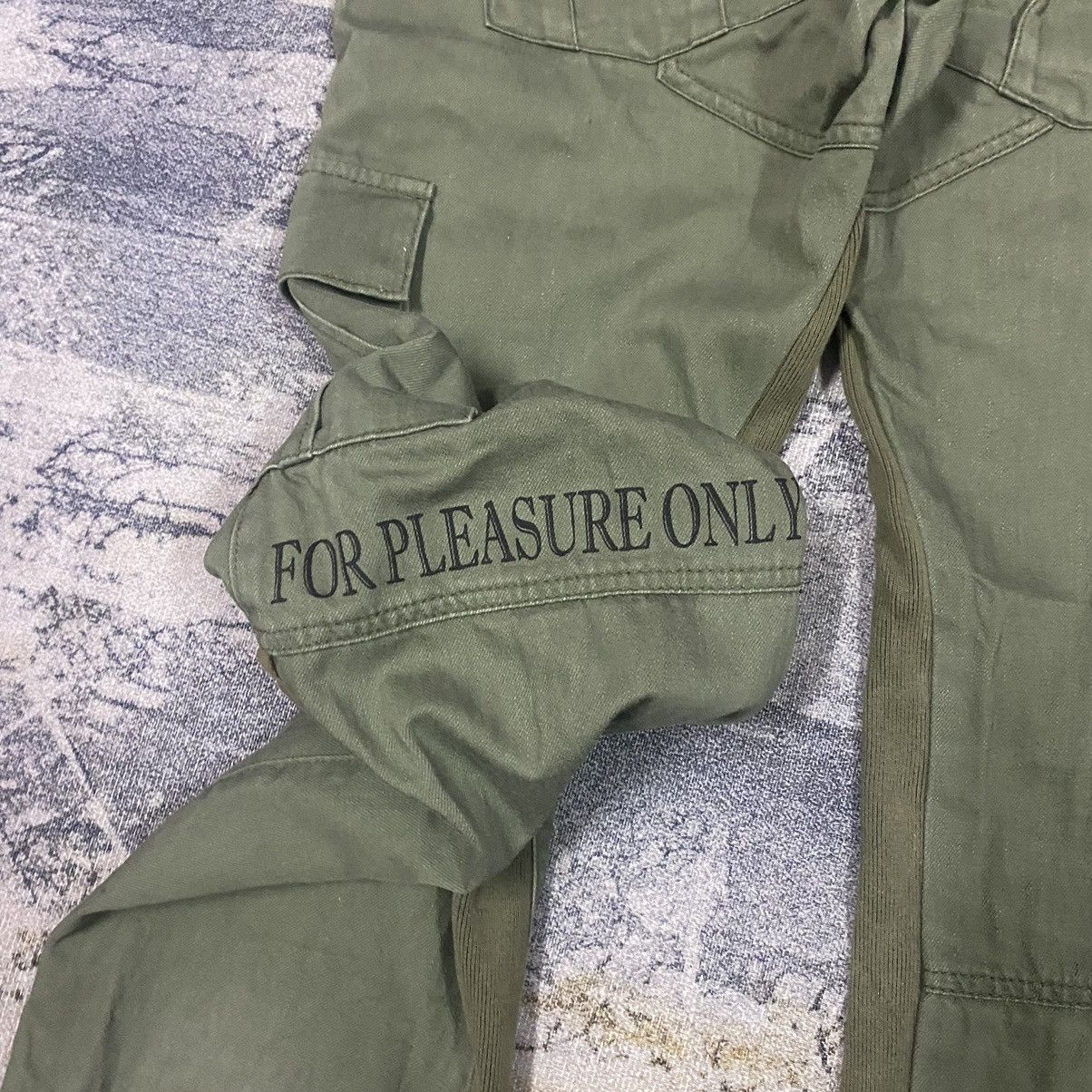 Japanese Brand × Vintage × Voodoo Tactical Vintage Gotcha Army Spellout Tactical Cargo Pants Size US 33 - 14 Thumbnail