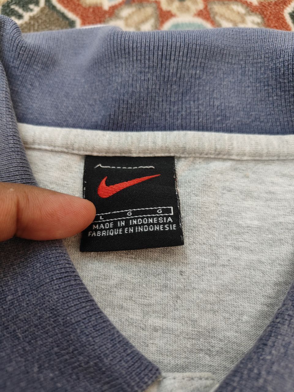 Nike 90s Vintage Nike Center Logo Polo T Size US L / EU 52-54 / 3 - 3 Thumbnail