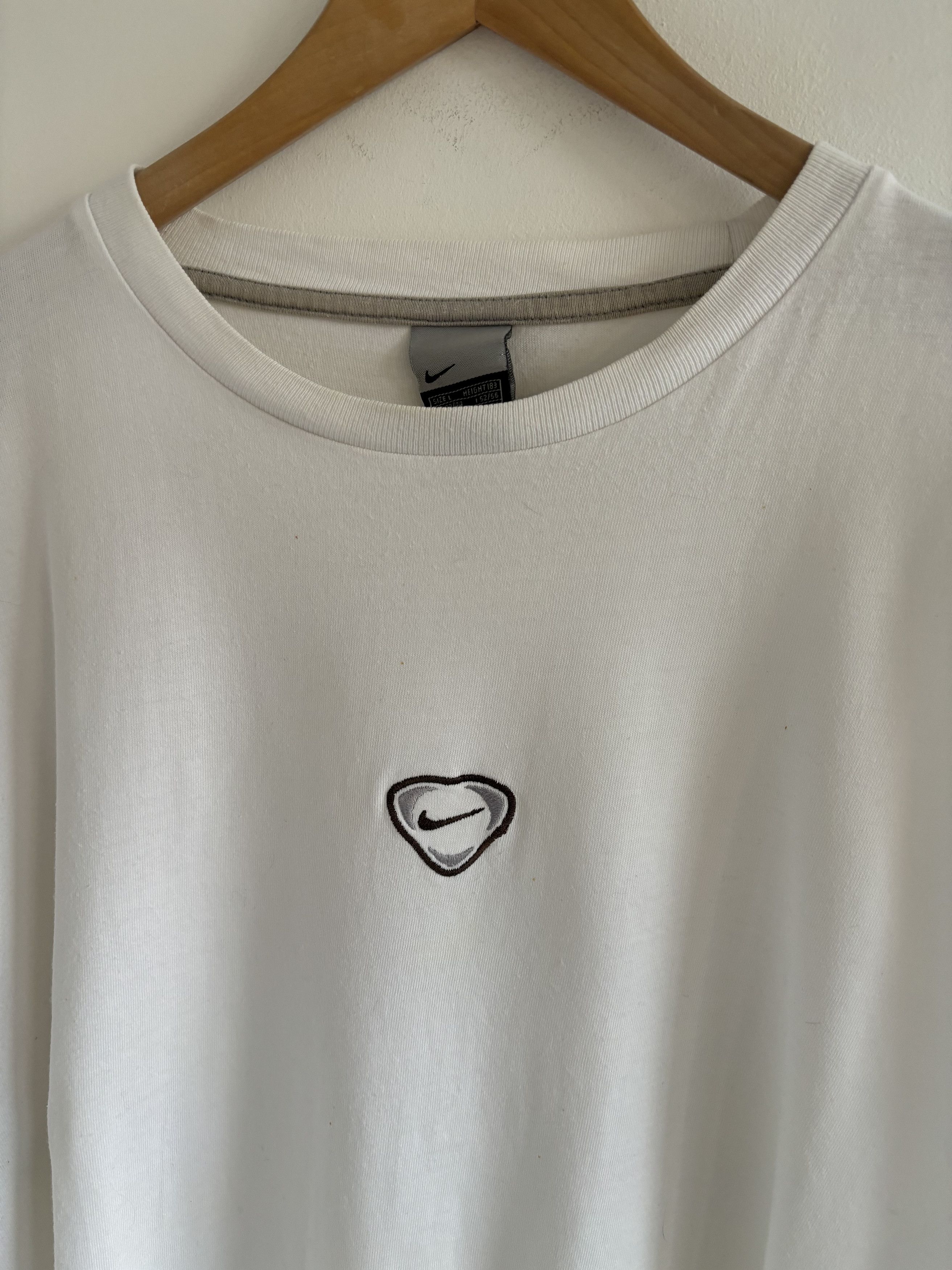 Nike Vintage 00s Nike Total 90 Logo Tee Size US L / EU 52-54 / 3 - 3 Thumbnail