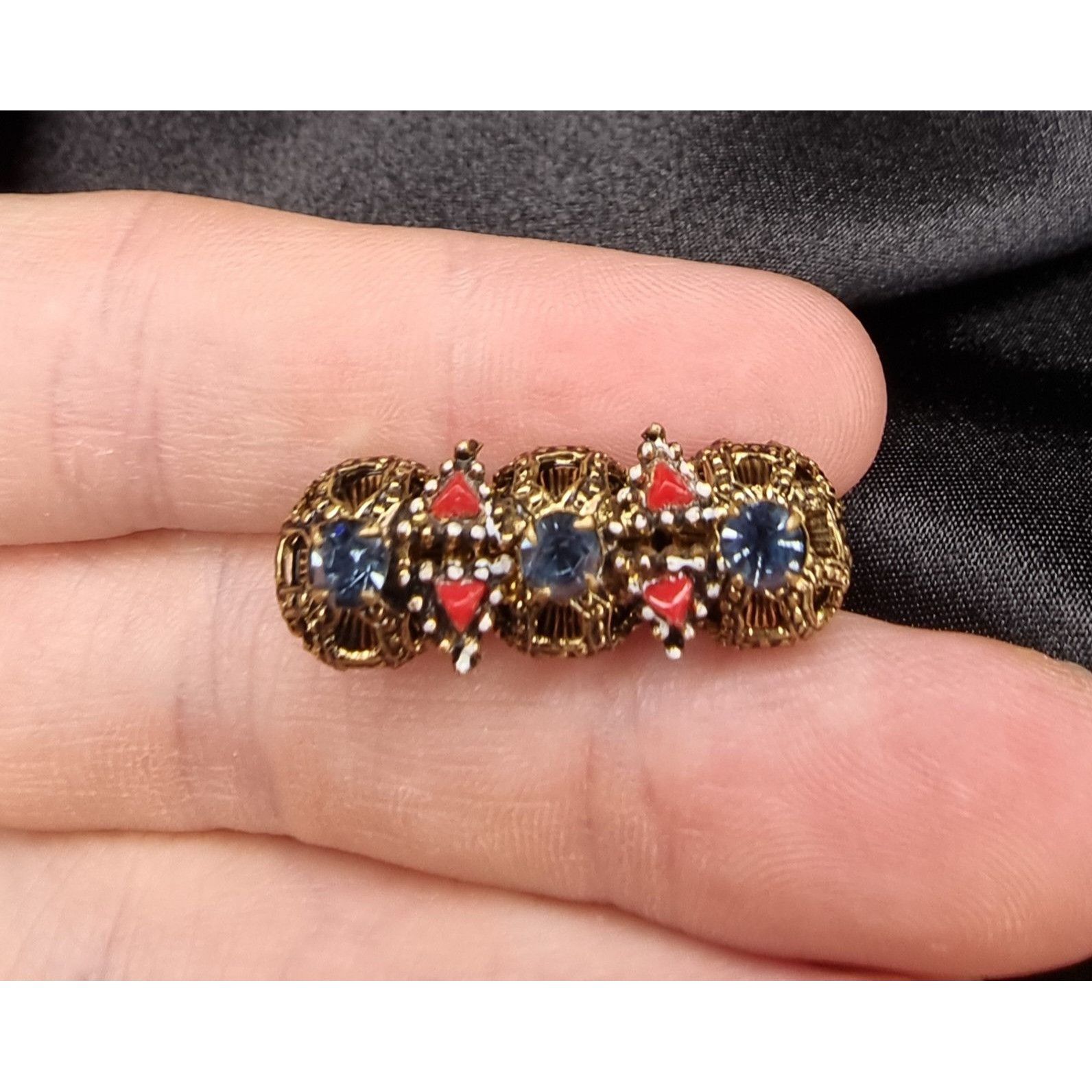 Vintage Vintage 1950s Gold-Tone Brooch With Blue & Red Glass Stones Size ONE SIZE - 6 Thumbnail