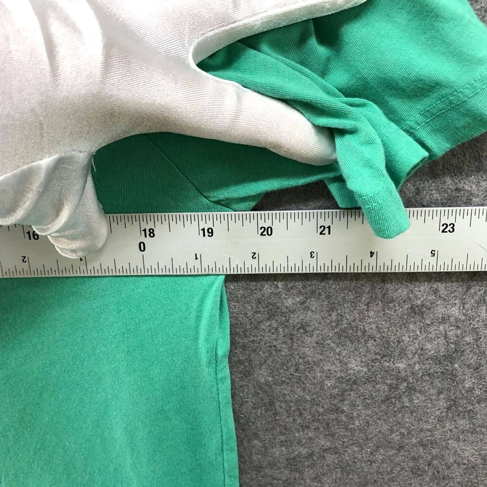 Vintage Mens S Green T Shirt Boathouse Apparel Lucky Smiley Face St. Patrick's Day Size US S / EU 44-46 / 1 - 7 Thumbnail