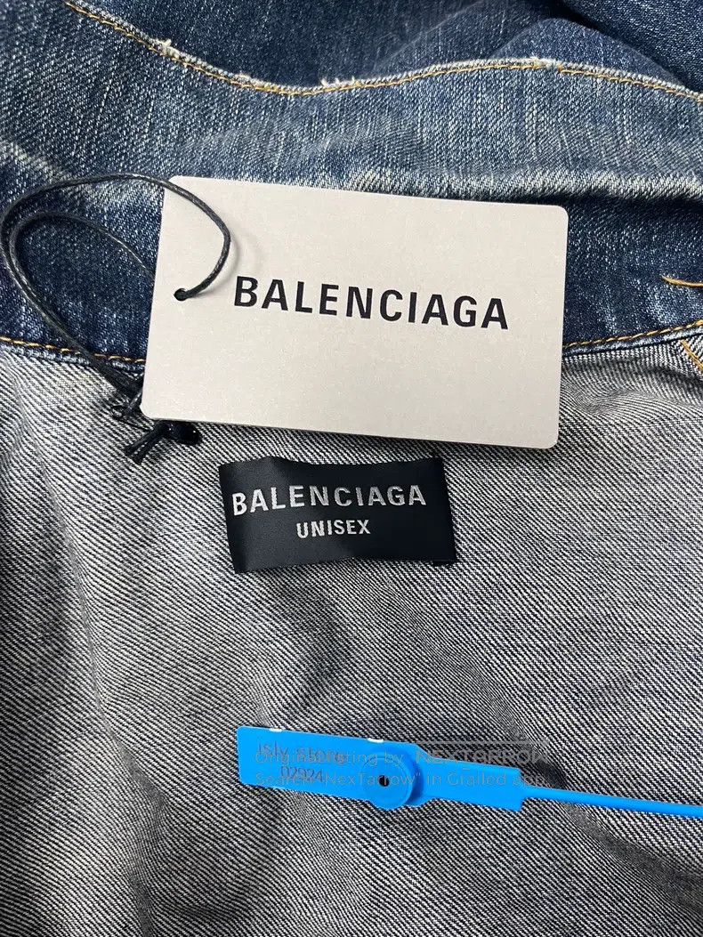Balenciaga Balenciaga Collar Washed Single Breasted Loose Long Sleeve Size S / US 4 / IT 40 - 4 Thumbnail