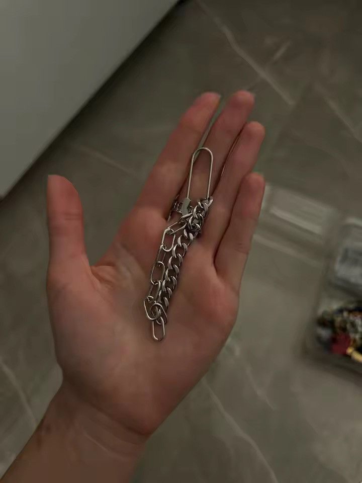 Jewelry Safety Pin with Half Cuban Chain Bracelet Size ONE SIZE - 4 Thumbnail