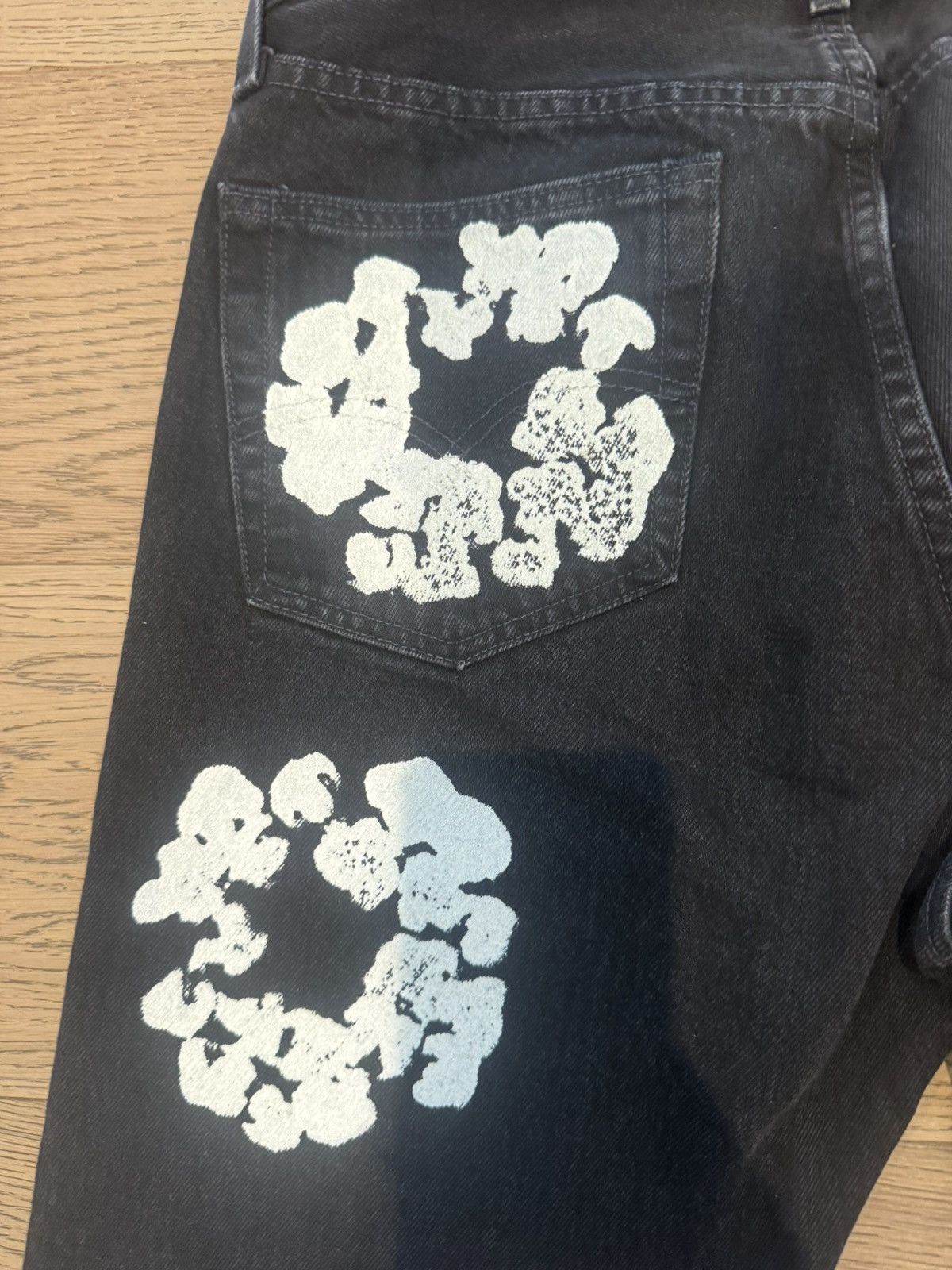DENIM TEARS × Levi's Denim Tears Cotton Wreath Levi’s 501 – Black (W32) Size US 32 / EU 48 - 8 Thumbnail