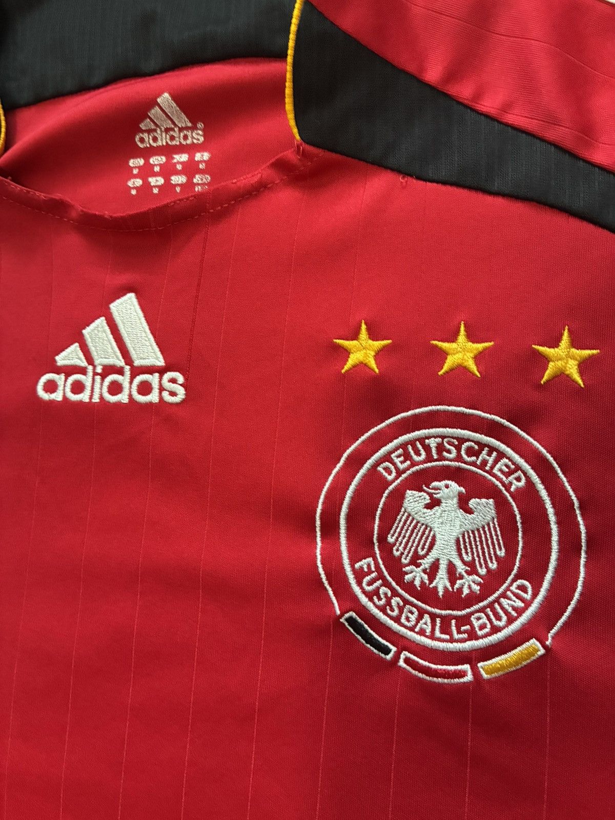 Adidas 2006 Germany Away Jersey Size US M / EU 48-50 / 2 - 3 Thumbnail