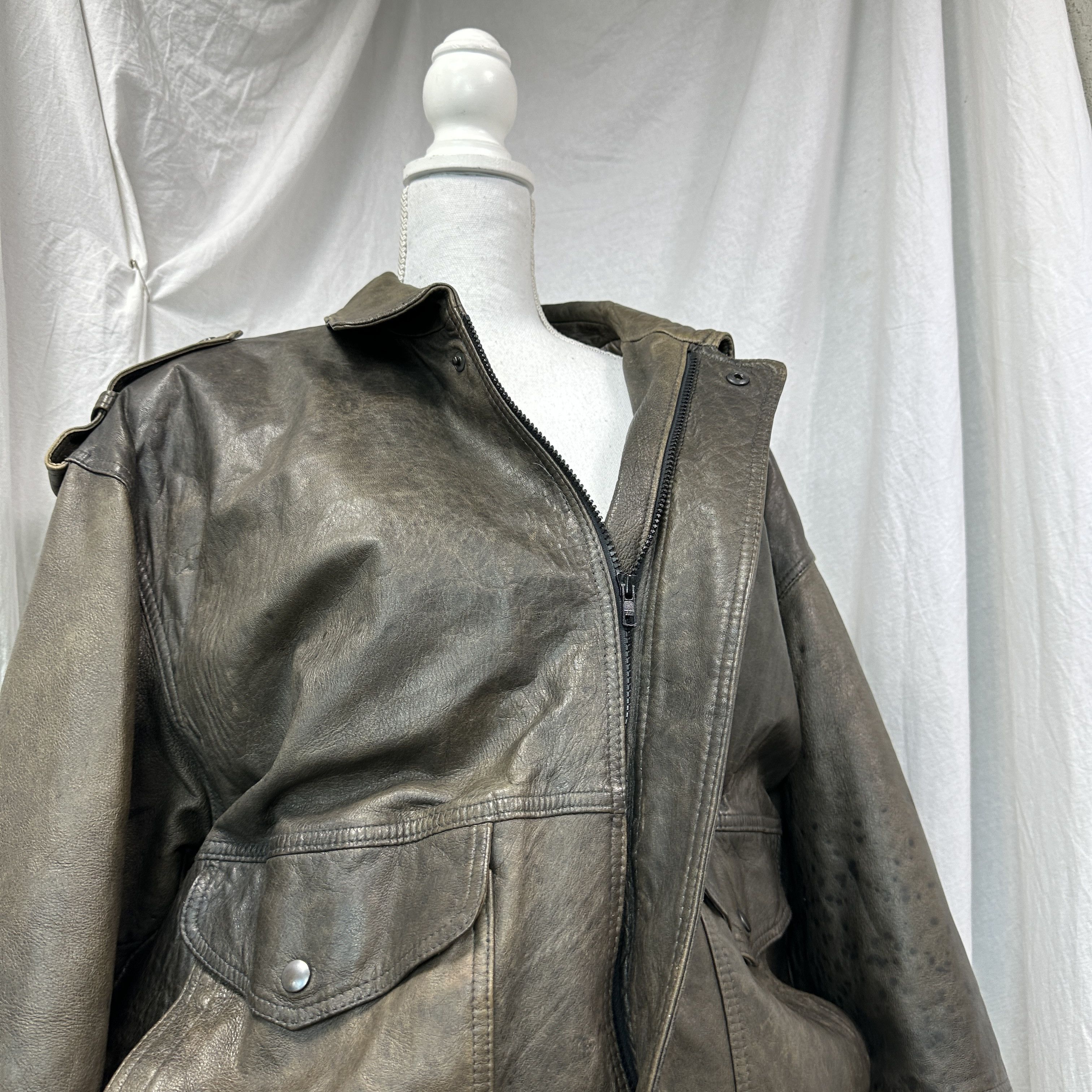 Vintage Vintage Leather Biker Moto Washed Bomber Jacket 80s Size US L / EU 52-54 / 3 - 9 Thumbnail