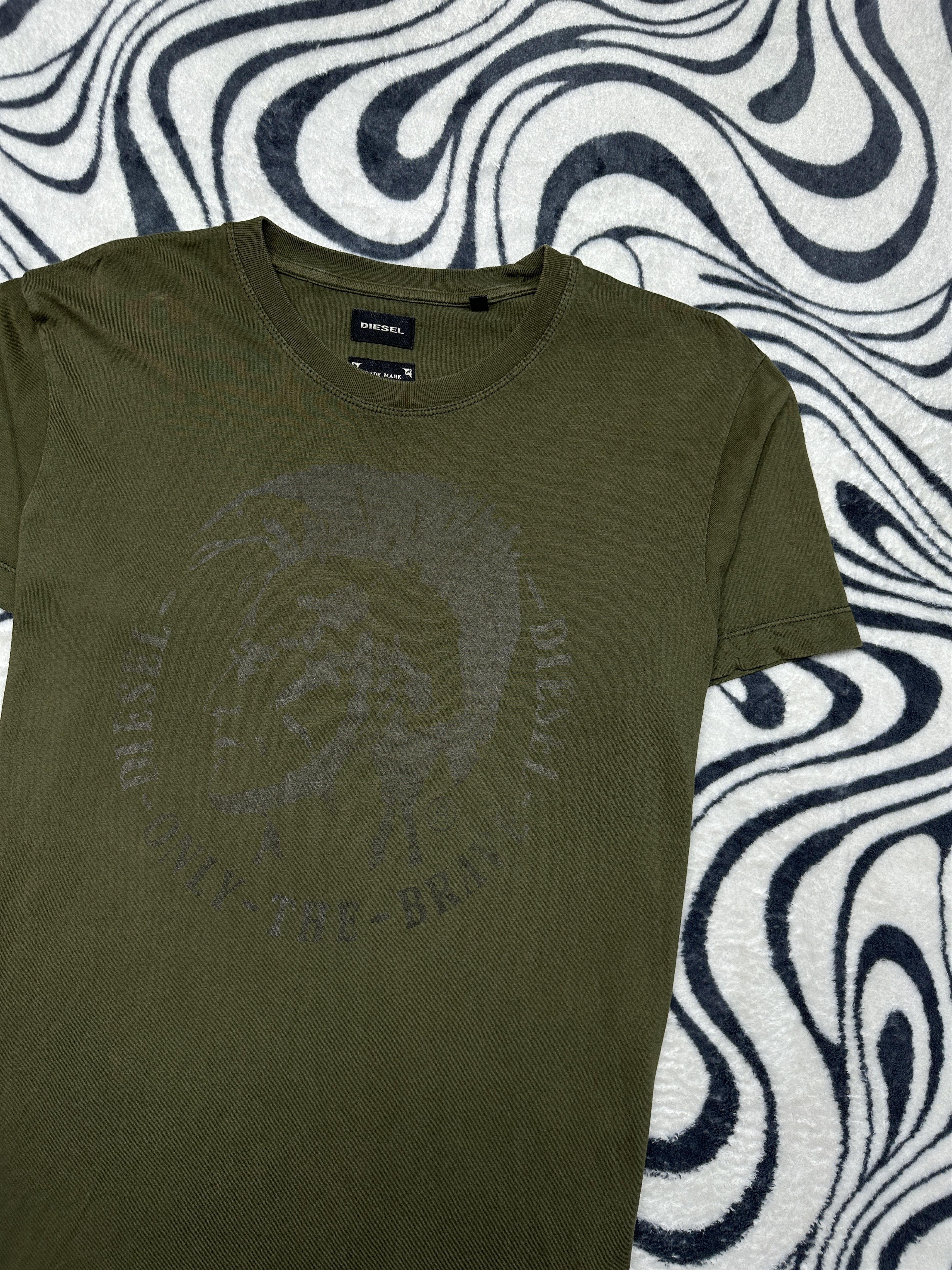 Diesel Diesel Vintage Big Logo Punk Distressed T-Shirt Tee Size US M / EU 48-50 / 2 - 2 Thumbnail