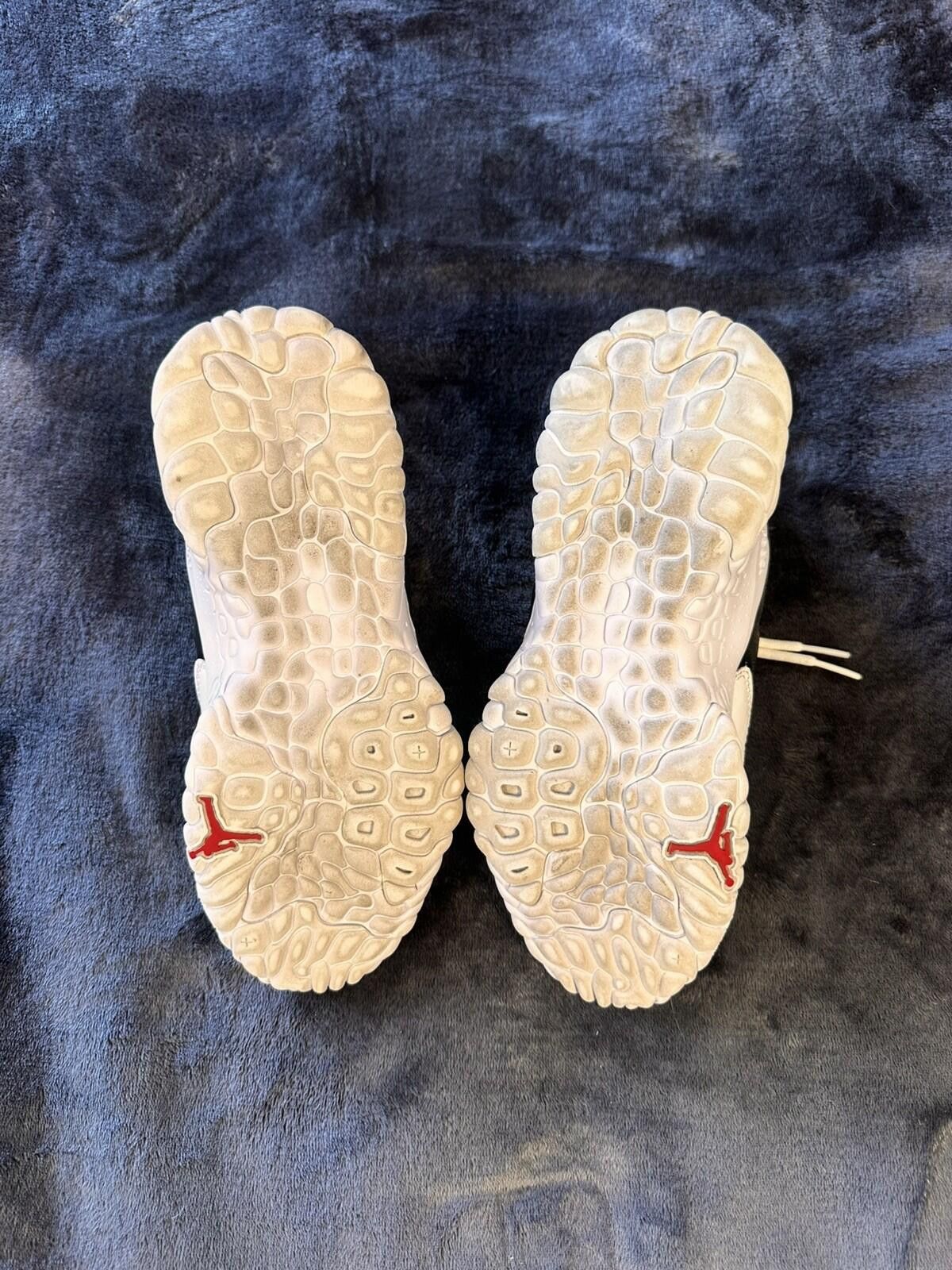 Jordan Brand Jordan Delta 2 React M 7.5 / W9 CV8121-011 Chicago Bulls Size US 7.5 / EU 40-41 - 4 Thumbnail