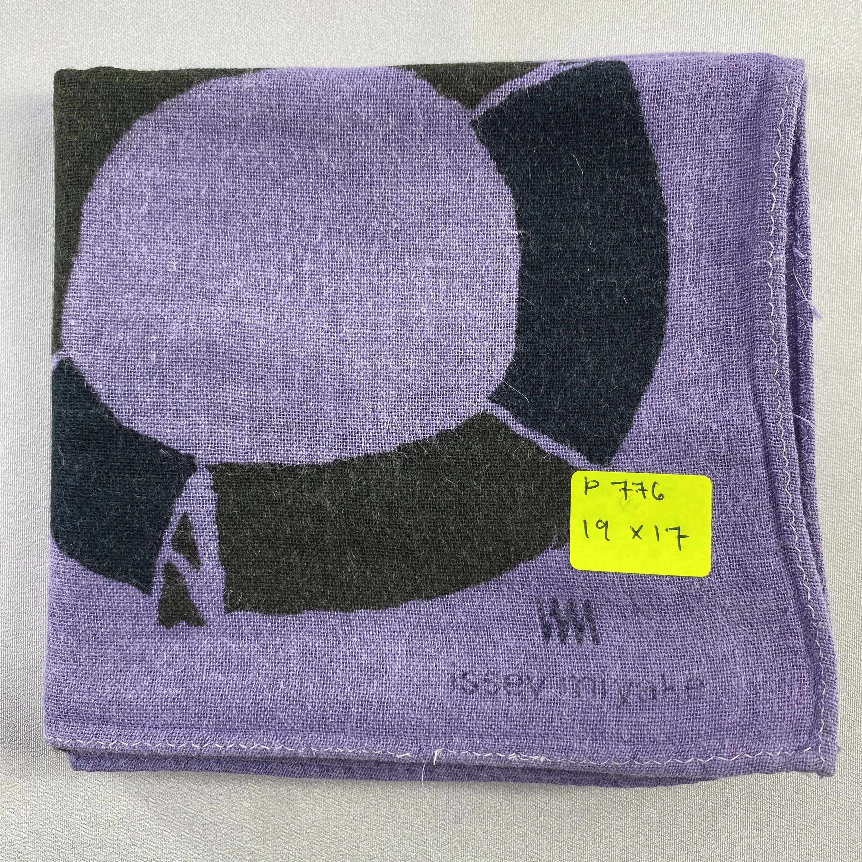 Issey Miyake × Vintage Issey Miyake Bandana/ Handkerchief / Neckerchief-P776 Size ONE SIZE - 5 Thumbnail