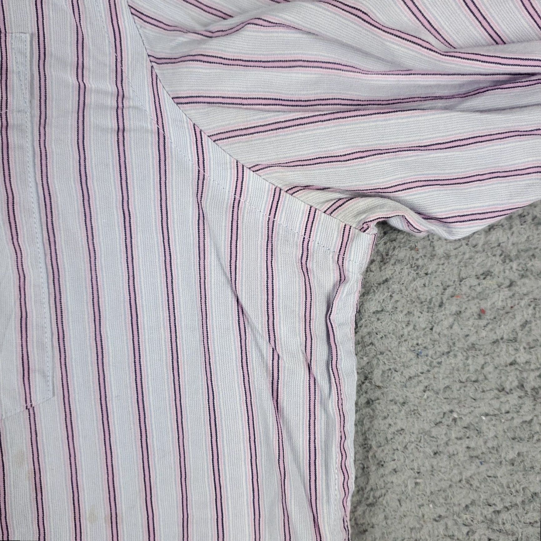 Banana Republic Banana Republic Shirt Mens Medium Blue Pink Button-Up Long Sleeve Stained Size US M / EU 48-50 / 2 - 4 Thumbnail