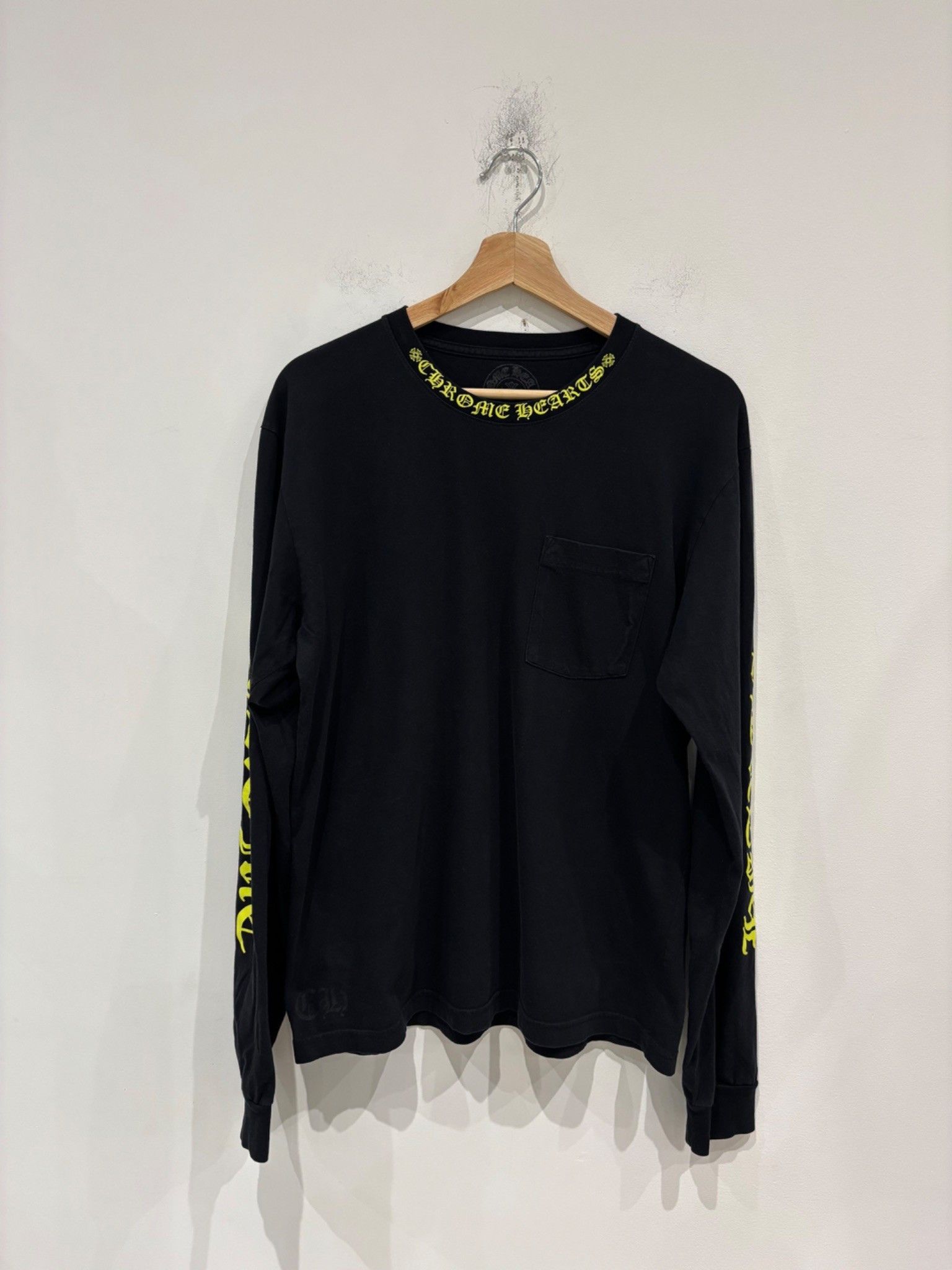 Chrome Hearts Chrome Hearts Long Sleeve Neck Logo Tee Black/Yellow Size US L / EU 52-54 / 3 - 1 Thumbnail