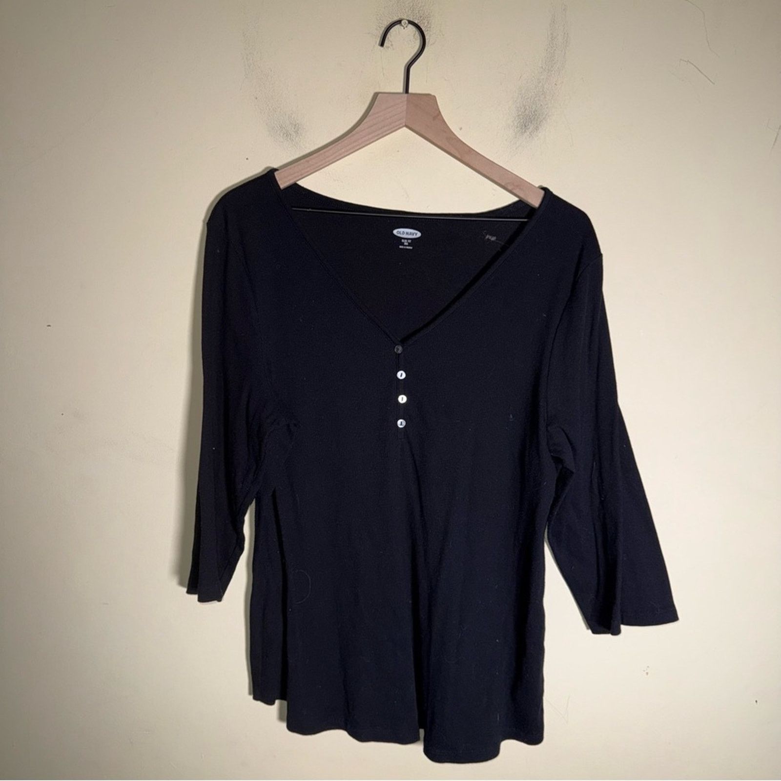 Old Navy NWT OLD NAVY ribbed plus size Henley long sleeve shirt XXL Size XXL / US 16-18 / IT 52-54 - 4 Thumbnail