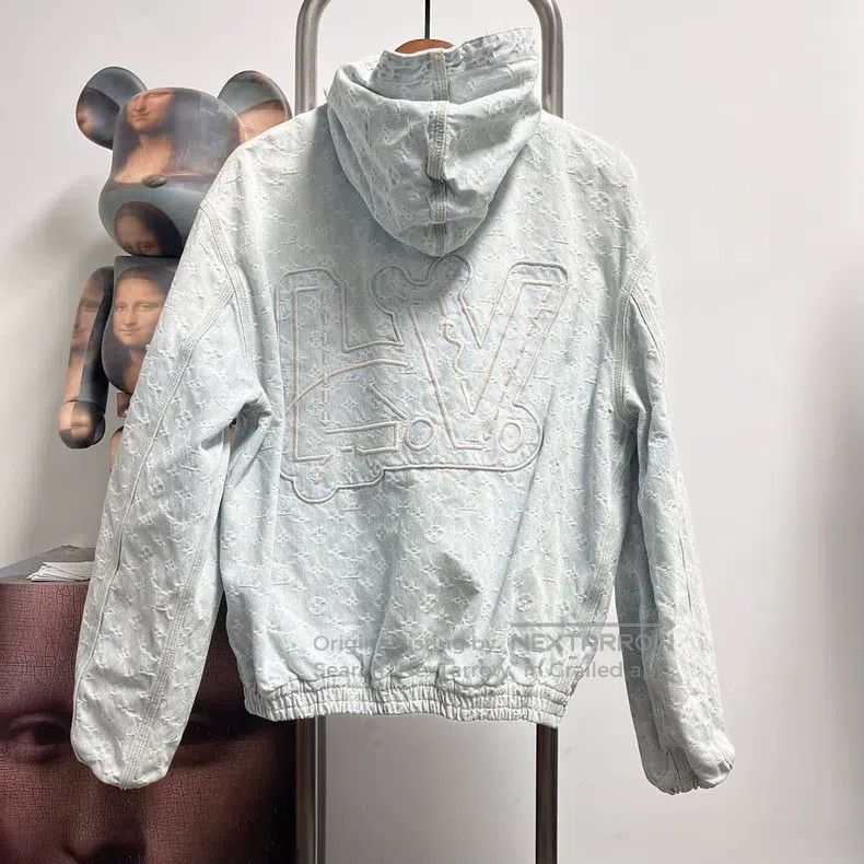 Louis Vuitton Louis Vuitton Nba full print denim jacket Size US M / EU 48-50 / 2 - 2 Thumbnail