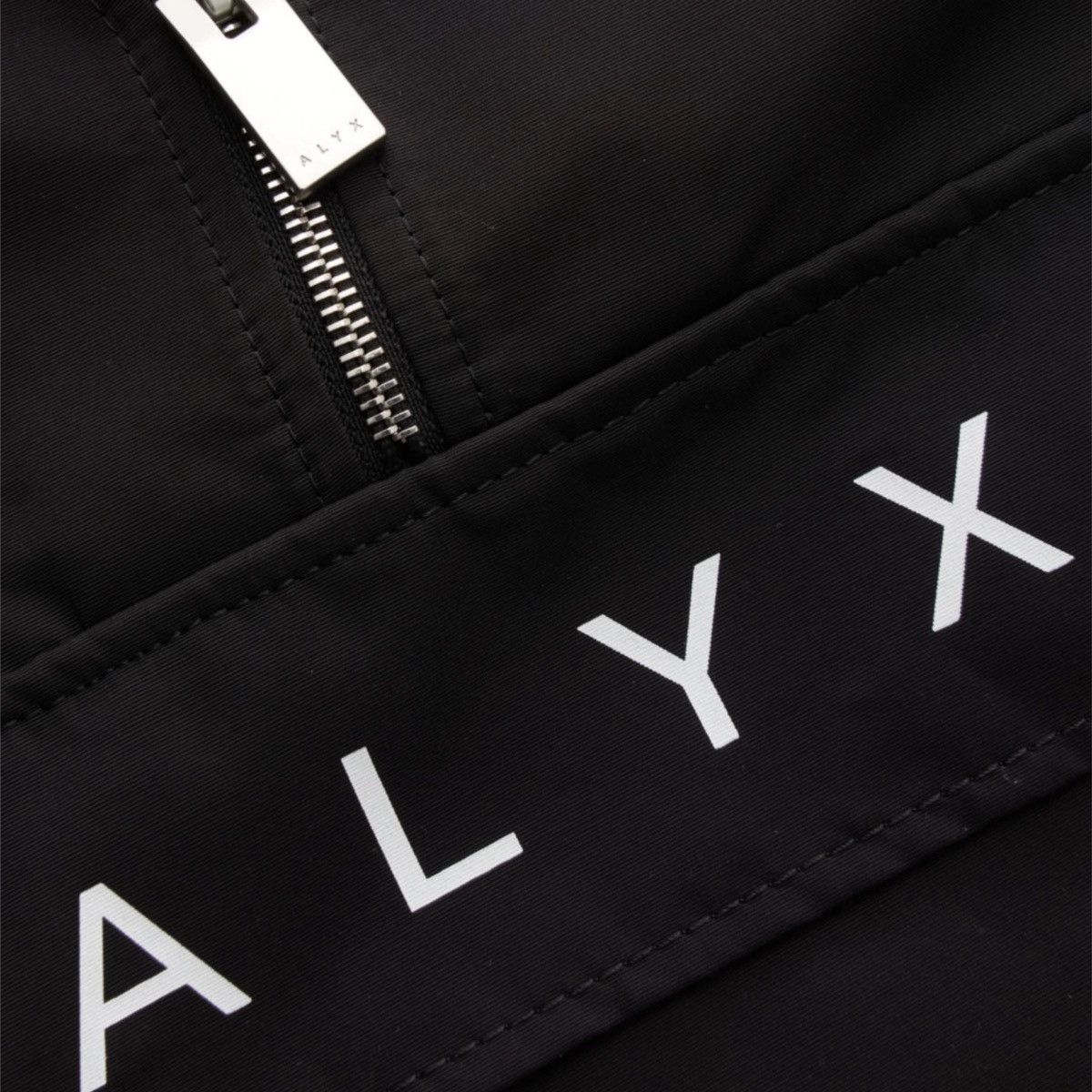 1017 ALYX 9SM 1017 ALYX 9SM Track Windbreaker Size US S / EU 44-46 / 1 - 10 Thumbnail