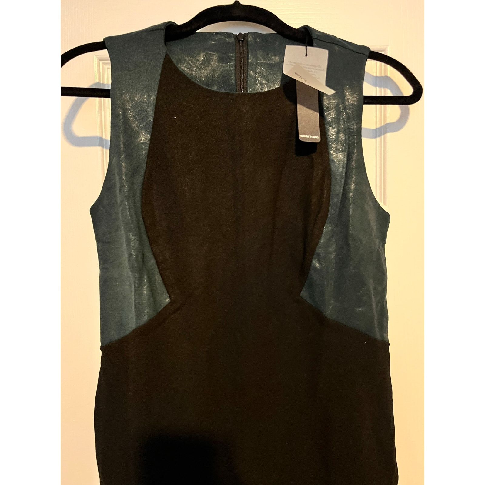Krisa Krisa Bodycon Knee Length Sleeveless Dress NWT Medium Size M / US 6-8 / IT 42-44 - 2 Thumbnail