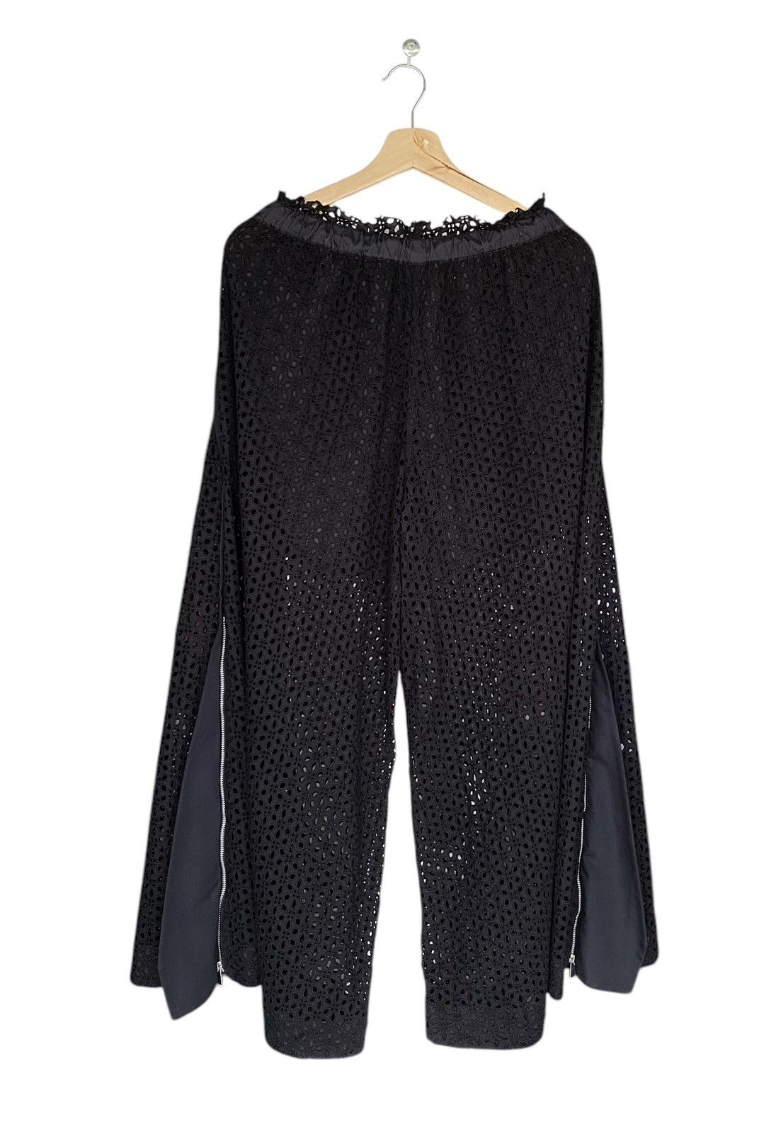 Sacai Sacai Mesh Black Wide-Leg Pants Size 30" / US 8 / IT 44 - 3 Thumbnail