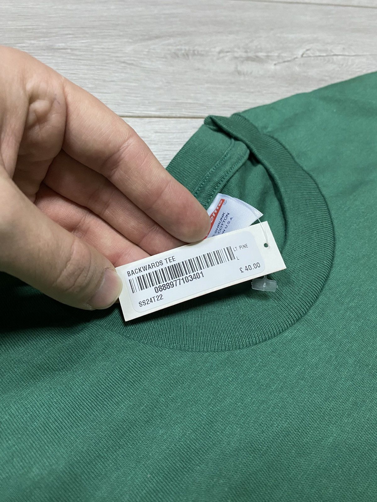 Supreme Supreme NEW Backwards Tee L Size US L / EU 52-54 / 3 - 2 Thumbnail