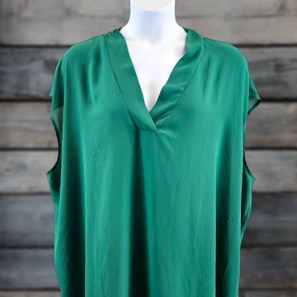 Vintage Eloquii Womens Blouse Top Solid Green Sleeveless V-Neck Pullover Size 28 Plus Womens Size 4XL / US 24-26 - 1 Thumbnail