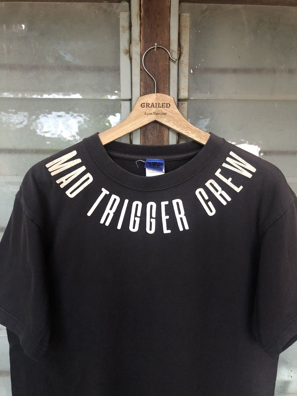 Vintage Vintage Mad Trigger Crew Design Shirt Tee Size US L / EU 52-54 / 3 - 3 Thumbnail