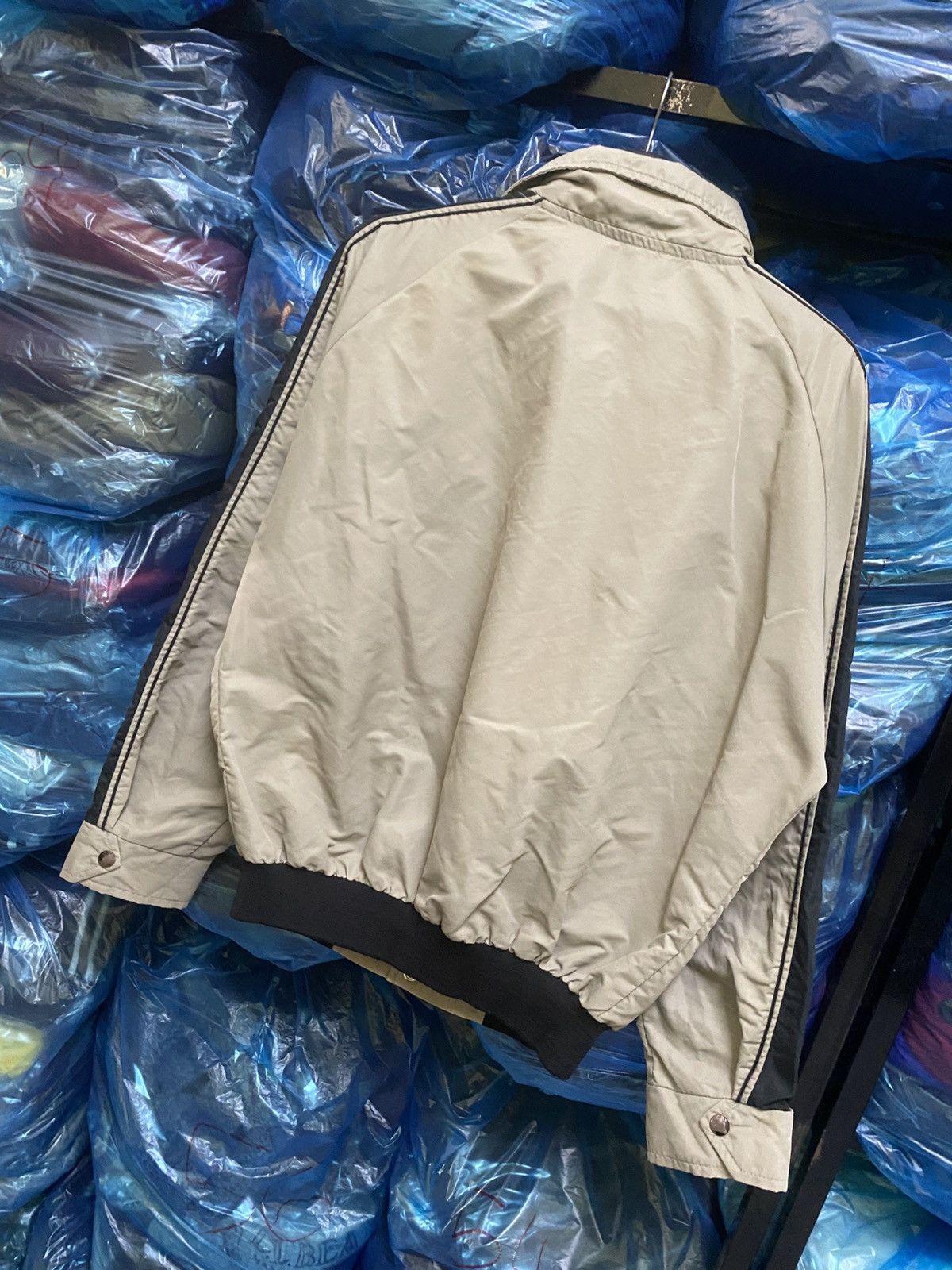 Vintage Vintage Snap-on Racing Style Beige and Black Nylon Jacket Size US L / EU 52-54 / 3 - 9 Thumbnail