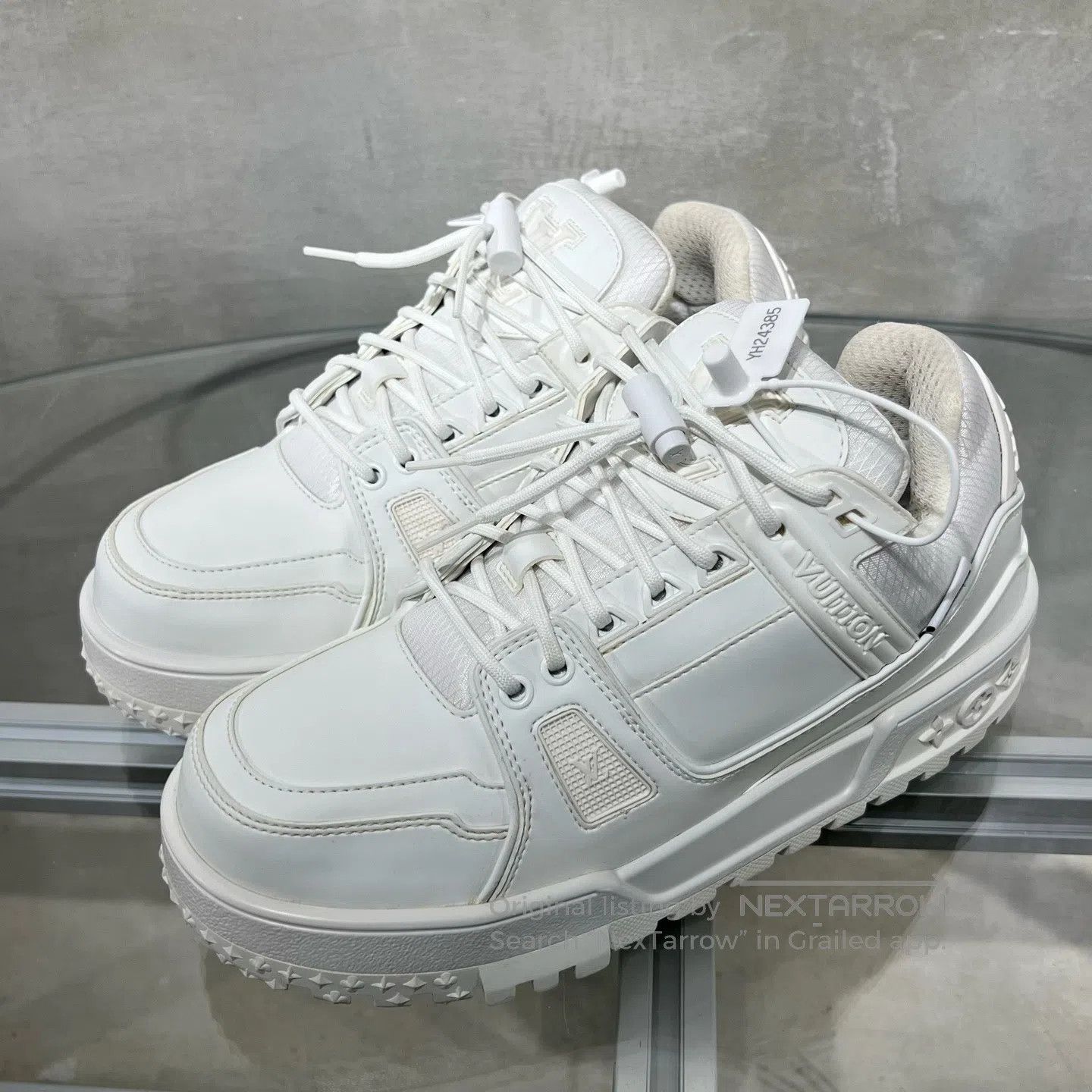 Louis Vuitton Louis Vuitton SKI Trainer Series White Plump Ding shoes Size US 7.5 / EU 40-41 - 1 Thumbnail