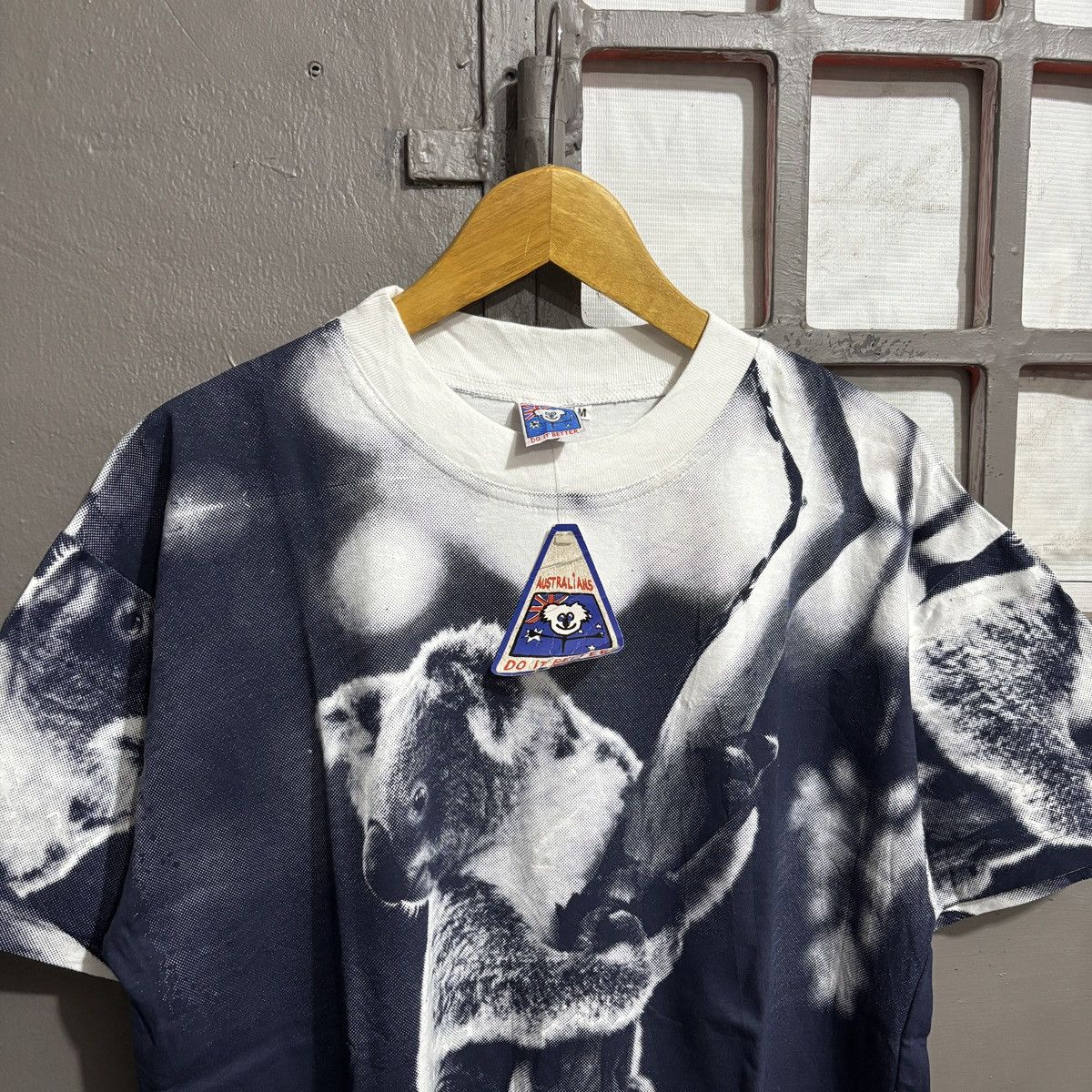 Vintage Vtg Koala Australia Full Print Tee Size US L / EU 52-54 / 3 - 2 Thumbnail