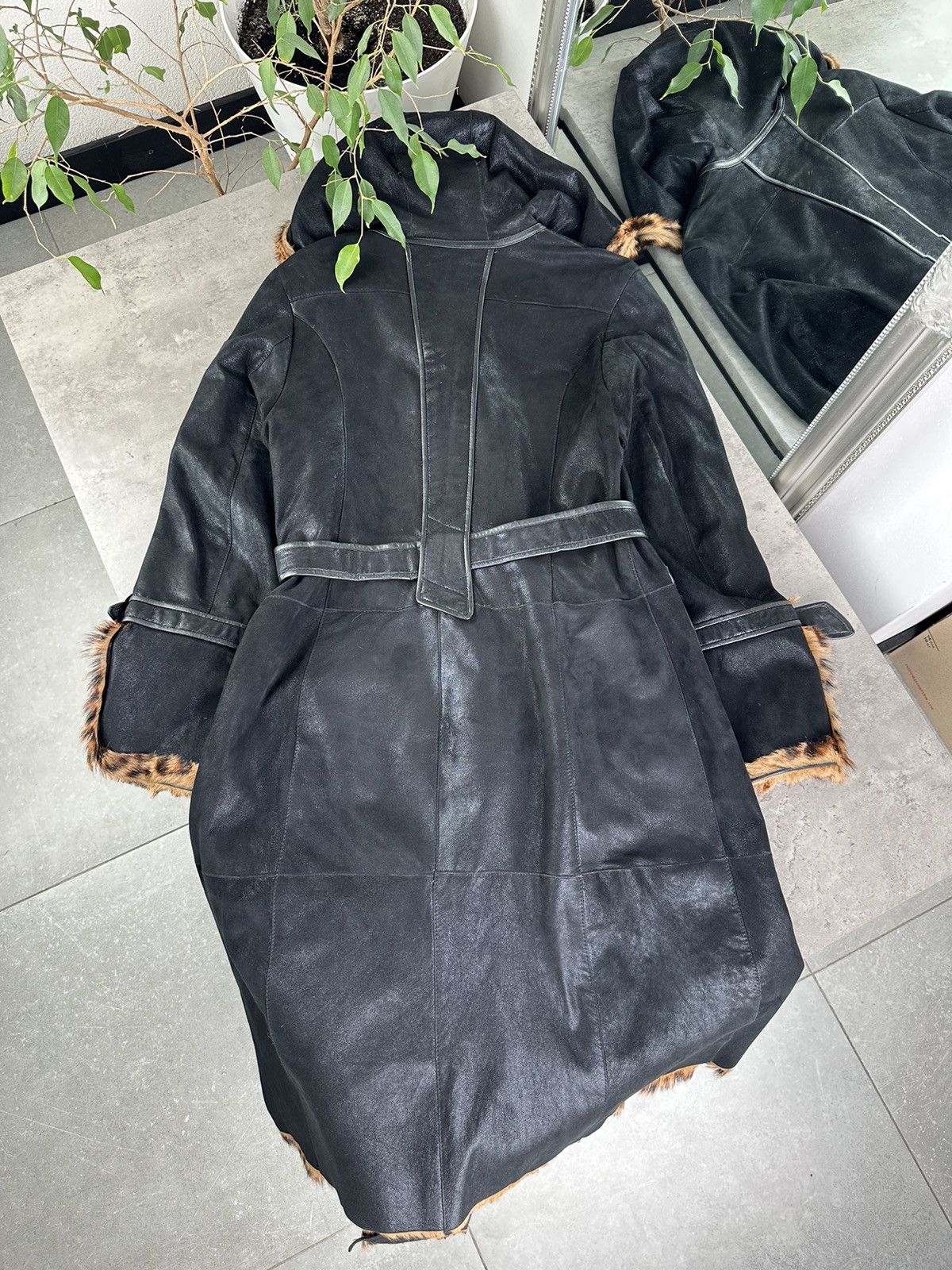 Japanese Brand Vintage Sheepskin Coat Size L / US 10 / IT 46 - 14 Thumbnail