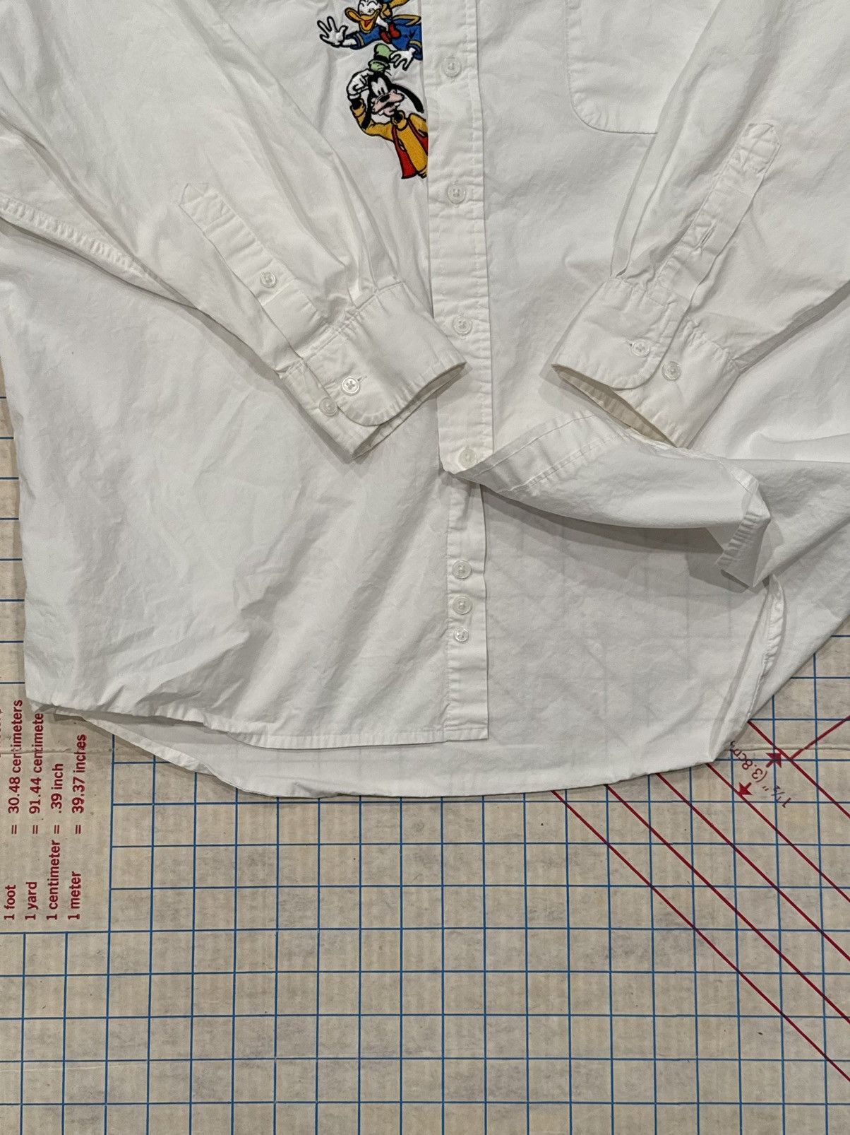 Mickey Mouse Vintage Mickey Inc Button Up Shirt With Embroidered Mickey Size US L / EU 52-54 / 3 - 8 Thumbnail