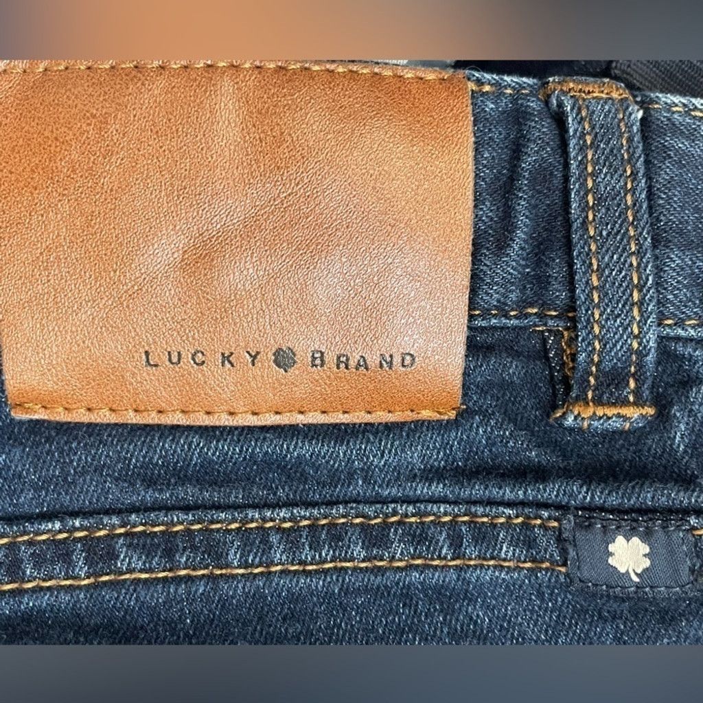 Lucky Brand LUCKY BRAND Classic Straight Jean Blue Jean Girls SIZE 12. Size 34" / US 12 / IT 48 - 9 Thumbnail