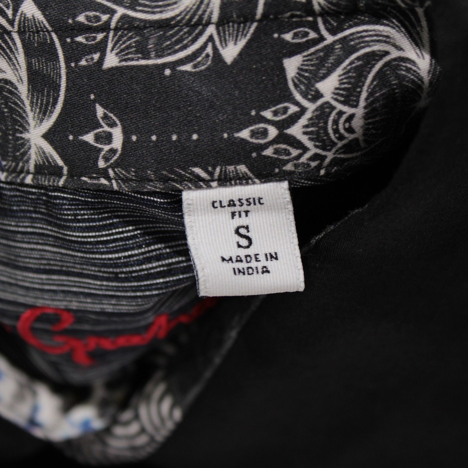 Robert Graham Robert Graham New with tags Shirt Size S US In Black Size US S / EU 44-46 / 1 - 4 Thumbnail