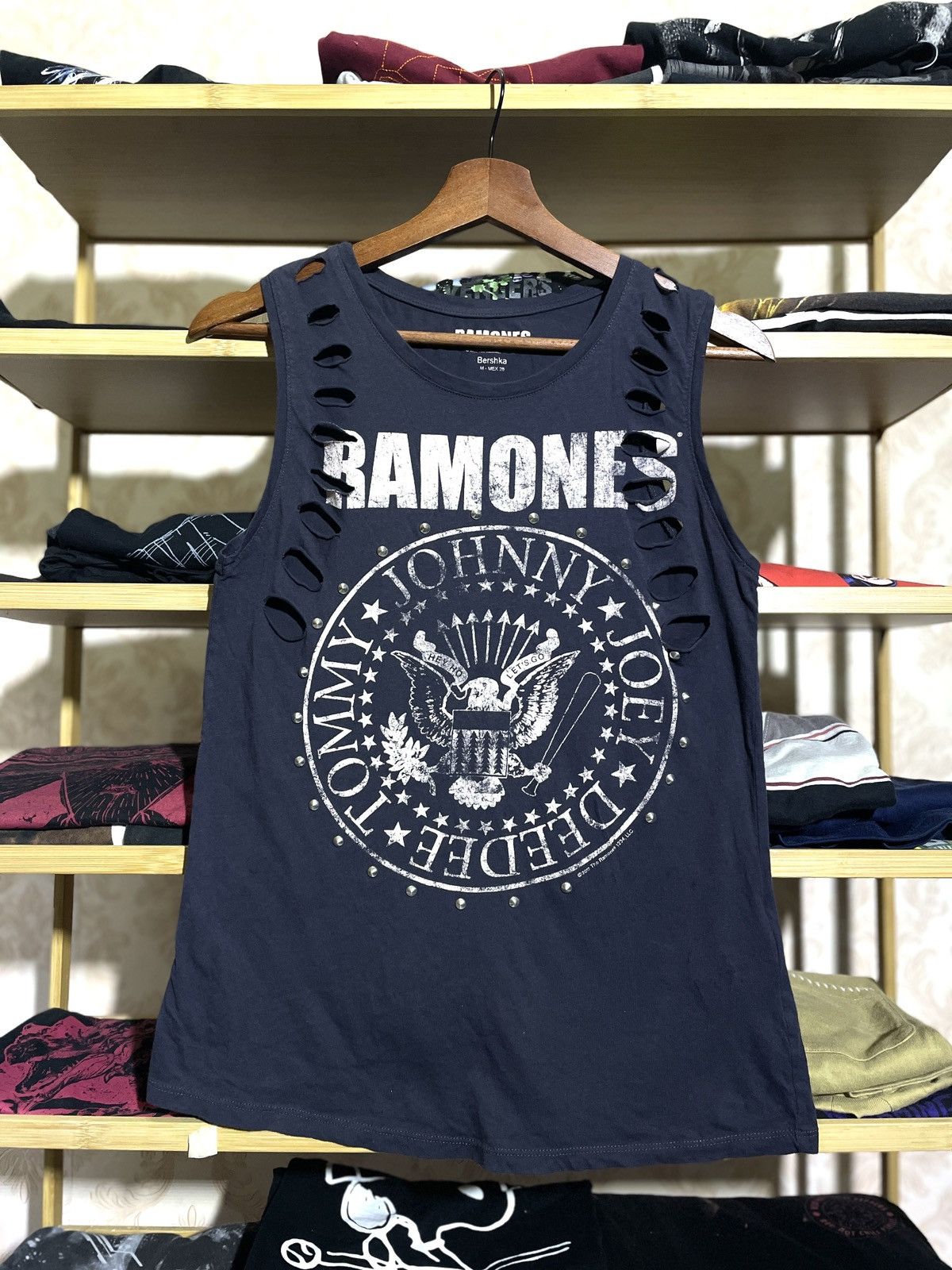 Band Tees Ramones Punk Inspired Tank Tops Size M / US 6-8 / IT 42-44 - 1 Thumbnail