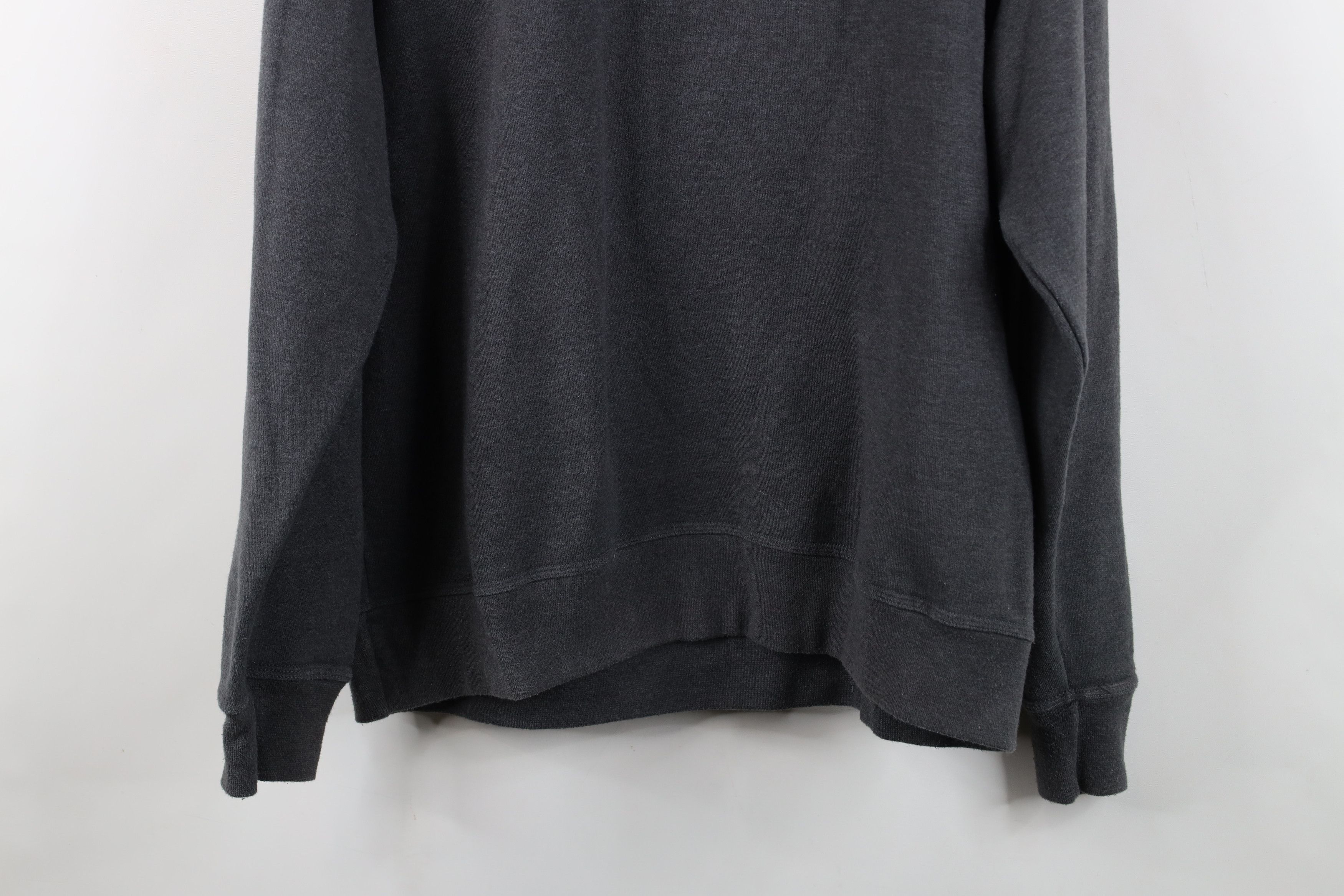 Champion Vintage Y2K Champion Monochrome Crewneck Sweatshirt Gray Size US XL / EU 56 / 4 - 15 Thumbnail