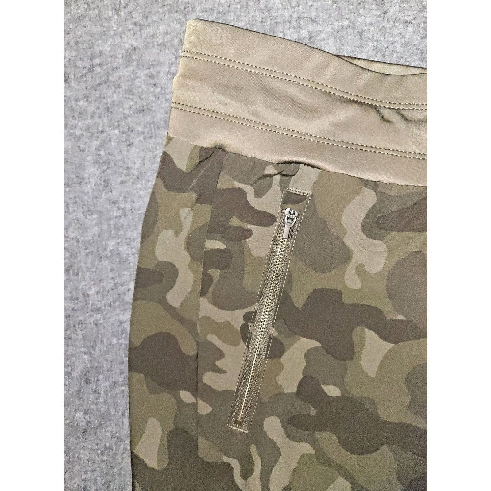 Vintage Marrakech Joggers Women's 14 Camouflage Mid Rise Green Zip Pockets Active Hip Hop City Hip Hop Preppy 90s Womens Size 36" / US 14 / IT 50 - 7 Thumbnail