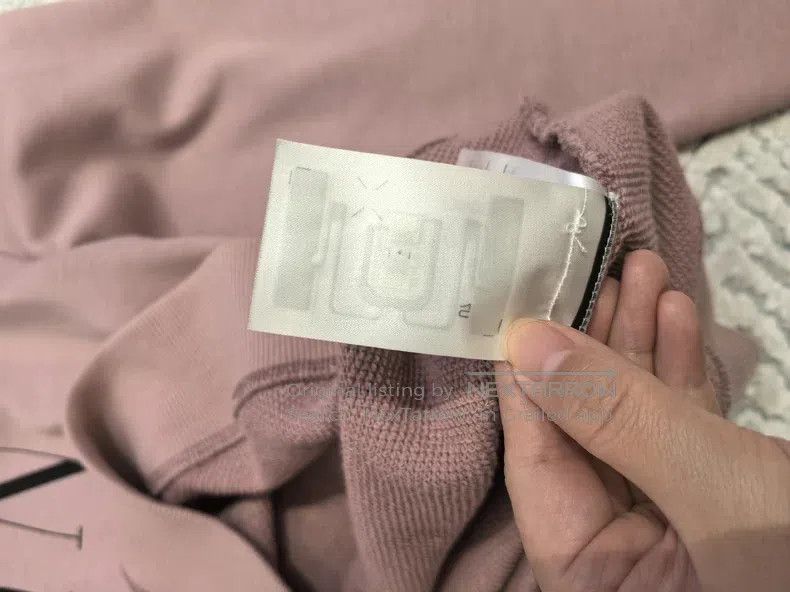 Valentino Valentino Sweatshirt Size S / US 4 / IT 40 - 5 Thumbnail