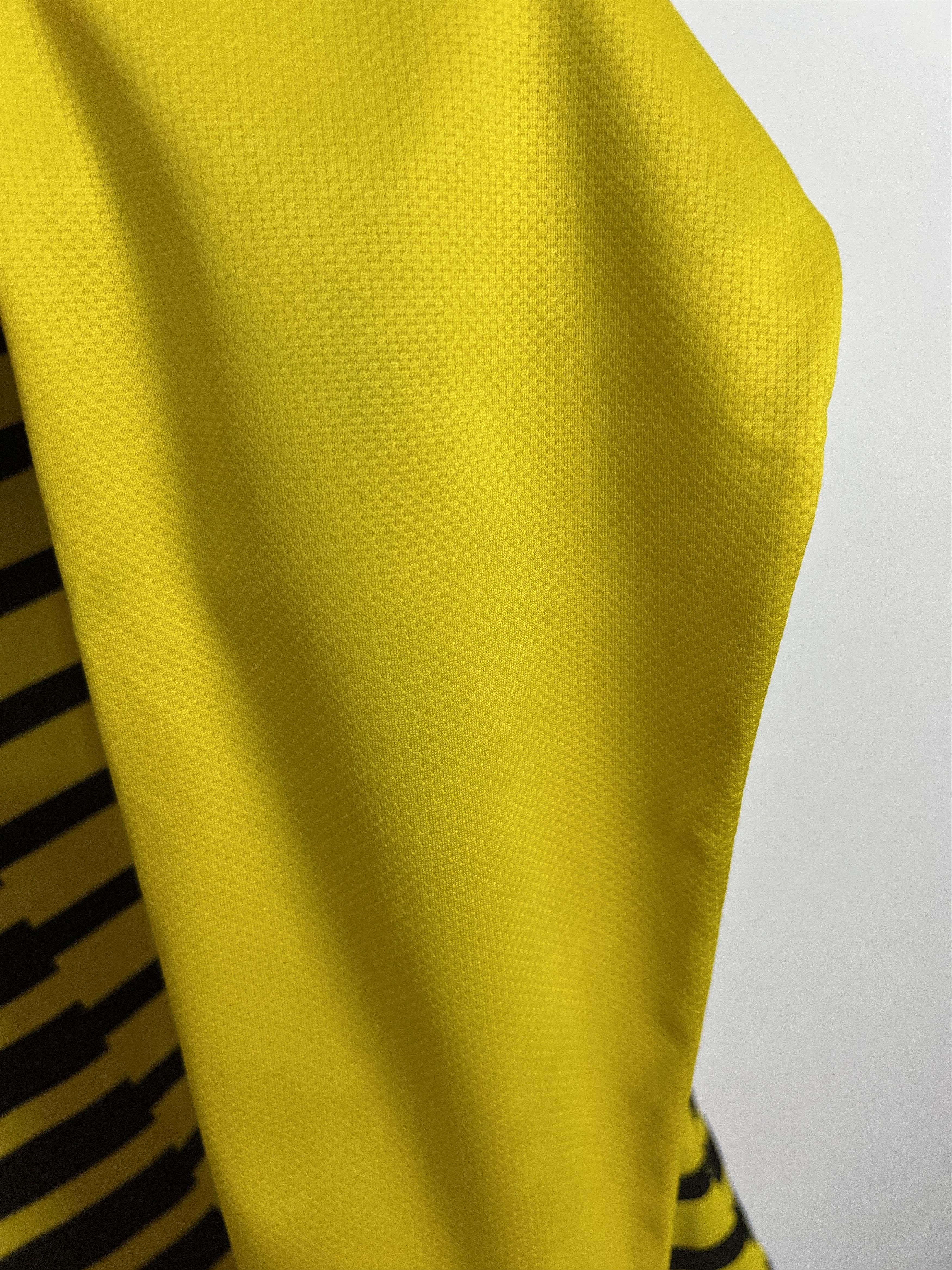 Nike Celtic Third football shirt 2011 Soccer Nike Long Sleeve Size US S / EU 44-46 / 1 - 8 Thumbnail