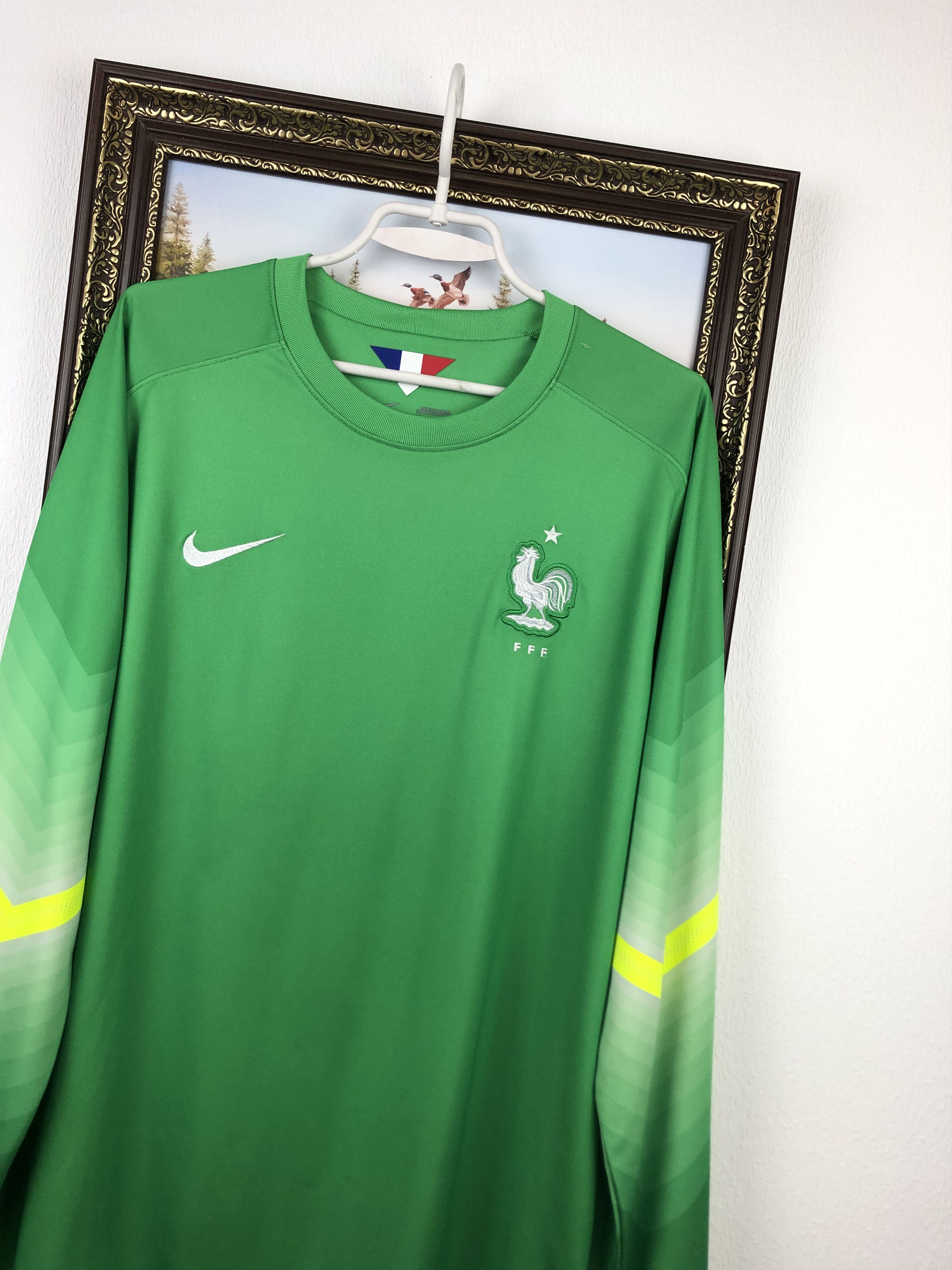Nike 2014 France Shirt Nike Goalkeeper Jersey Lloris Soccer Size US XL / EU 56 / 4 - 4 Thumbnail