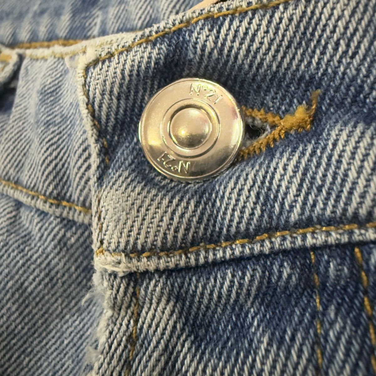 N21 Distressed Denim N21 2022 Collection Size US 30 / EU 46 - 4 Thumbnail