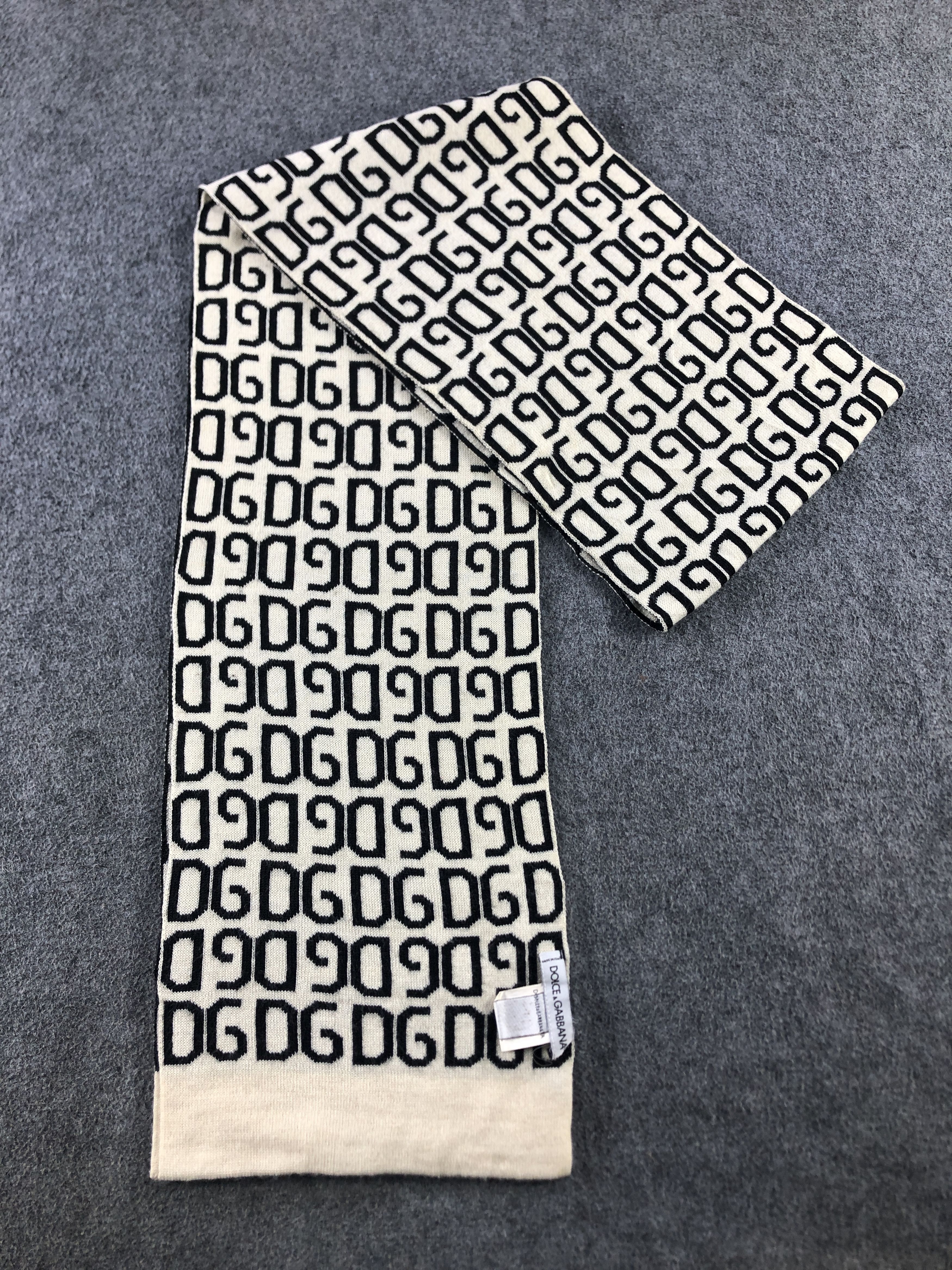 Dolce & Gabbana Dolce & Gabbana Scarf / Muffler / Neckwear P933 Size ONE SIZE - 4 Thumbnail
