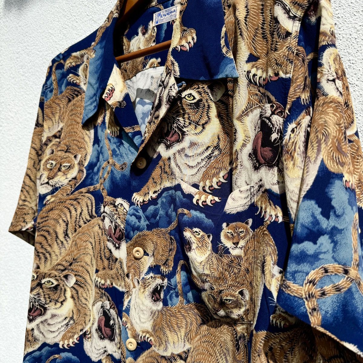 Other RARE! Toyo Ent. Sun Surf 'One Hundred Tigers' Collar Shirt Size US M / EU 48-50 / 2 - 3 Thumbnail