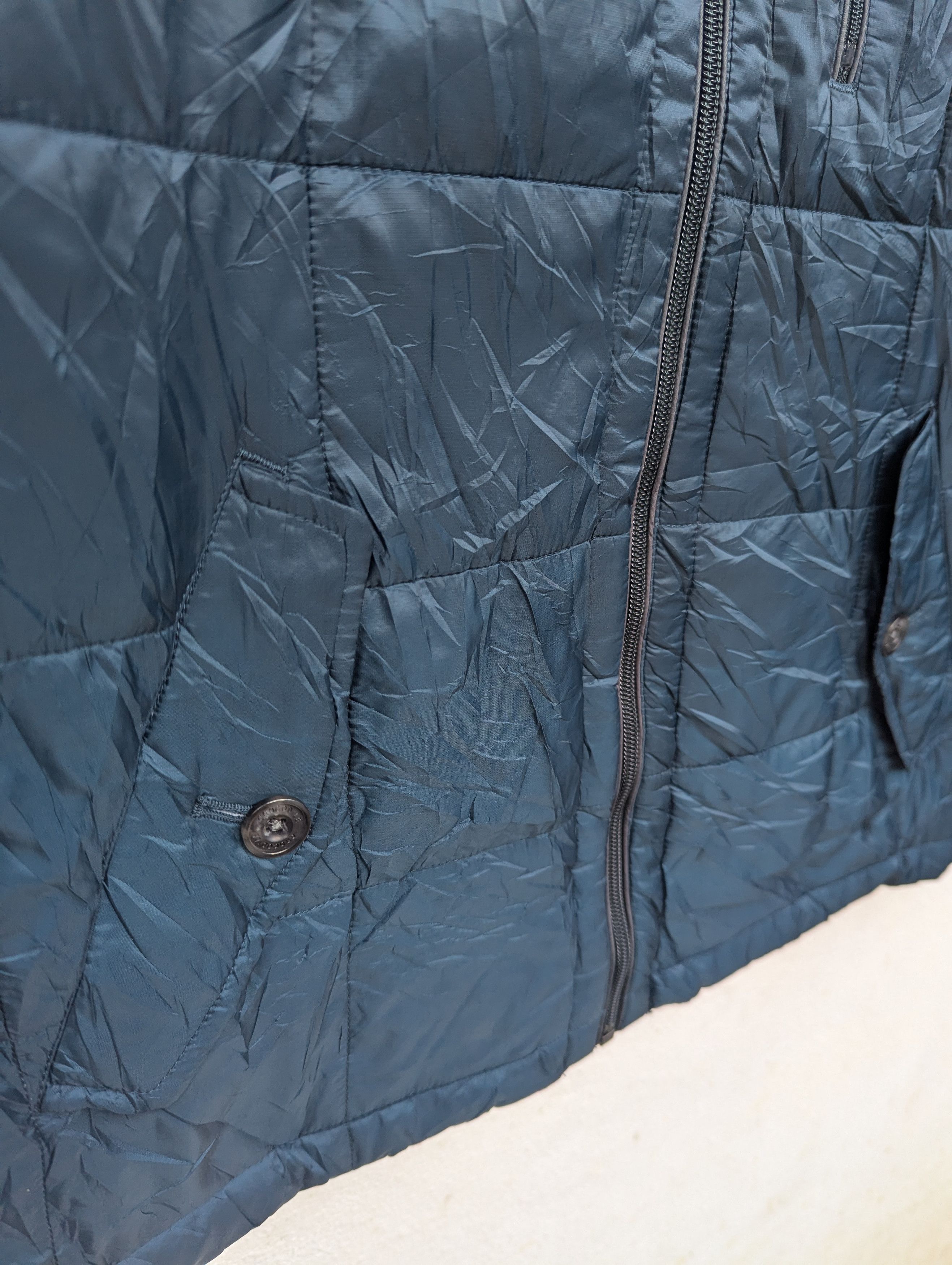 Crocs CROCODILE QUILTED FULL ZIPPER JACKET Size US M / EU 48-50 / 2 - 5 Thumbnail
