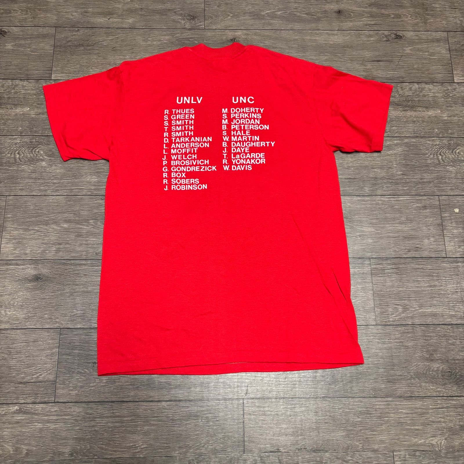 Vintage Vintage UNLV Super Summer B-ball Game 1986 Sz L Tee Red Size US L / EU 52-54 / 3 - 4 Thumbnail