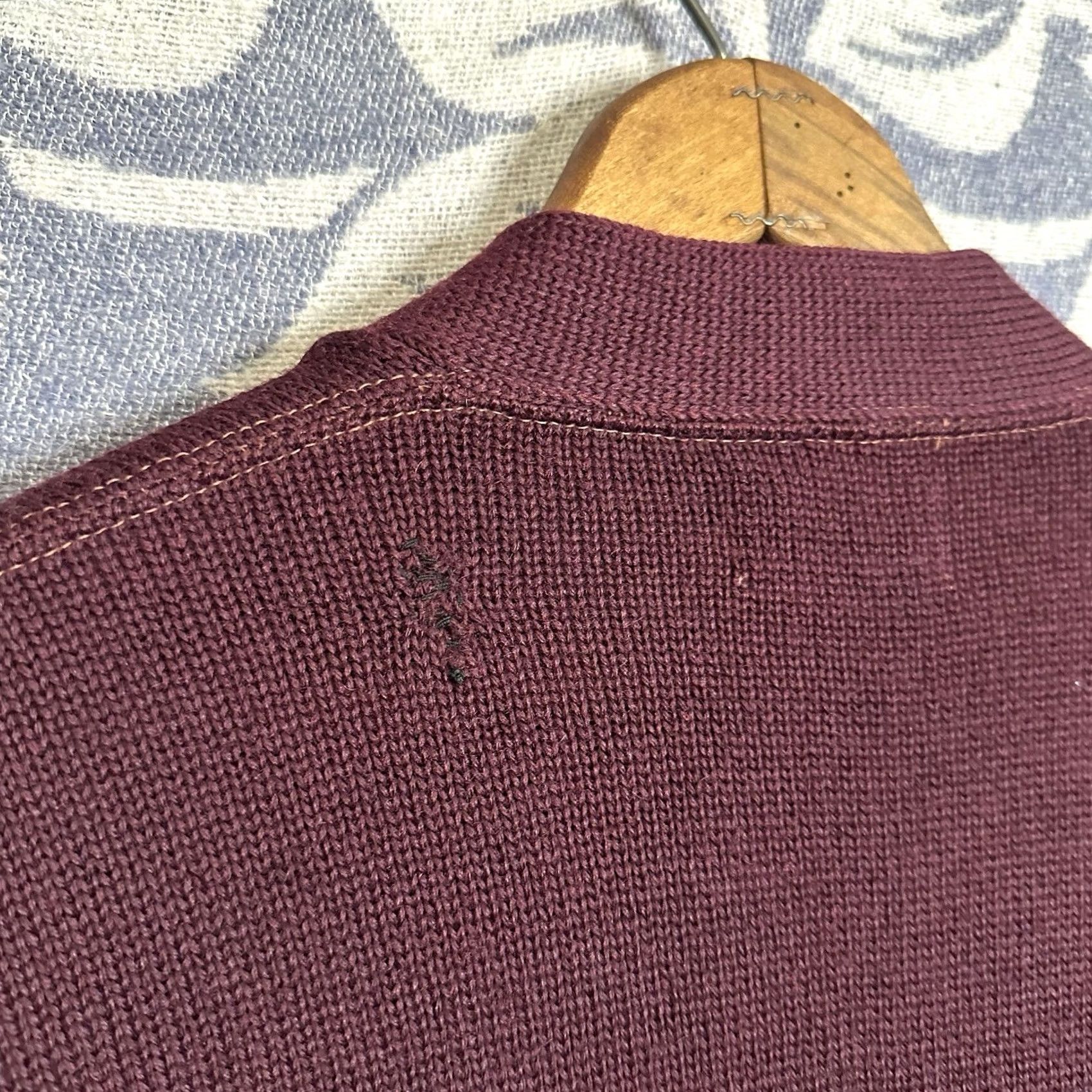 Vintage VINTAGE Puritan Natch Virginia Tech Musical Letterman Wool Cardigan Sweater M Maroon 1960s Mens Size US M / EU 48-50 / 2 - 6 Thumbnail