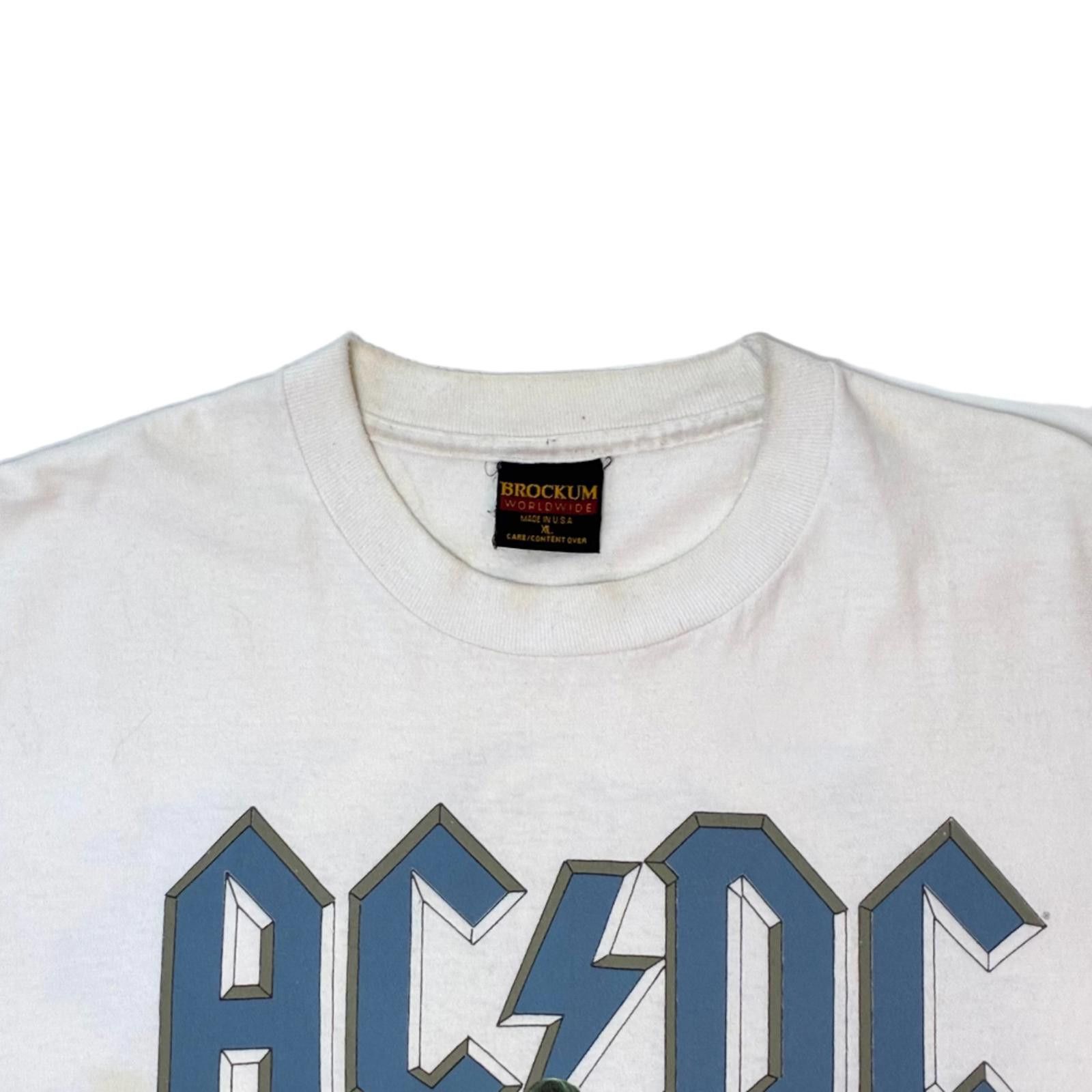 Other Vintage AC/DC 1996 'World Tour' T-Shirt Size US XL / EU 56 / 4 - 3 Thumbnail