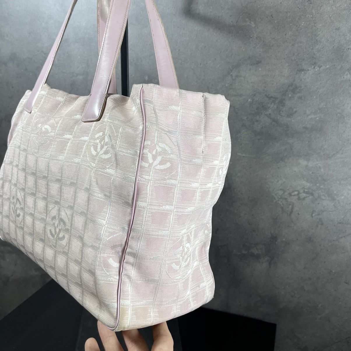 Chanel Archive Chanel Aligne Pink Travel Line Monogram Hand Bag Size ONE SIZE - 6 Thumbnail
