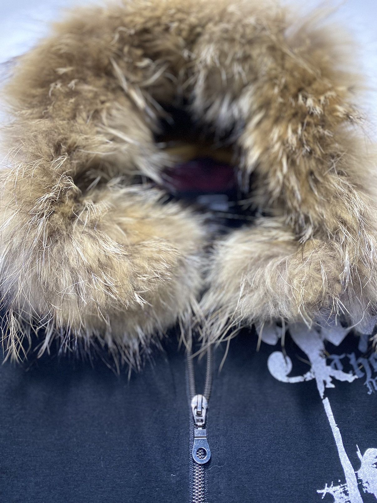Japanese Brand Vkei style Beaumere poem punk short fur hoodie Size US M / EU 48-50 / 2 - 4 Thumbnail