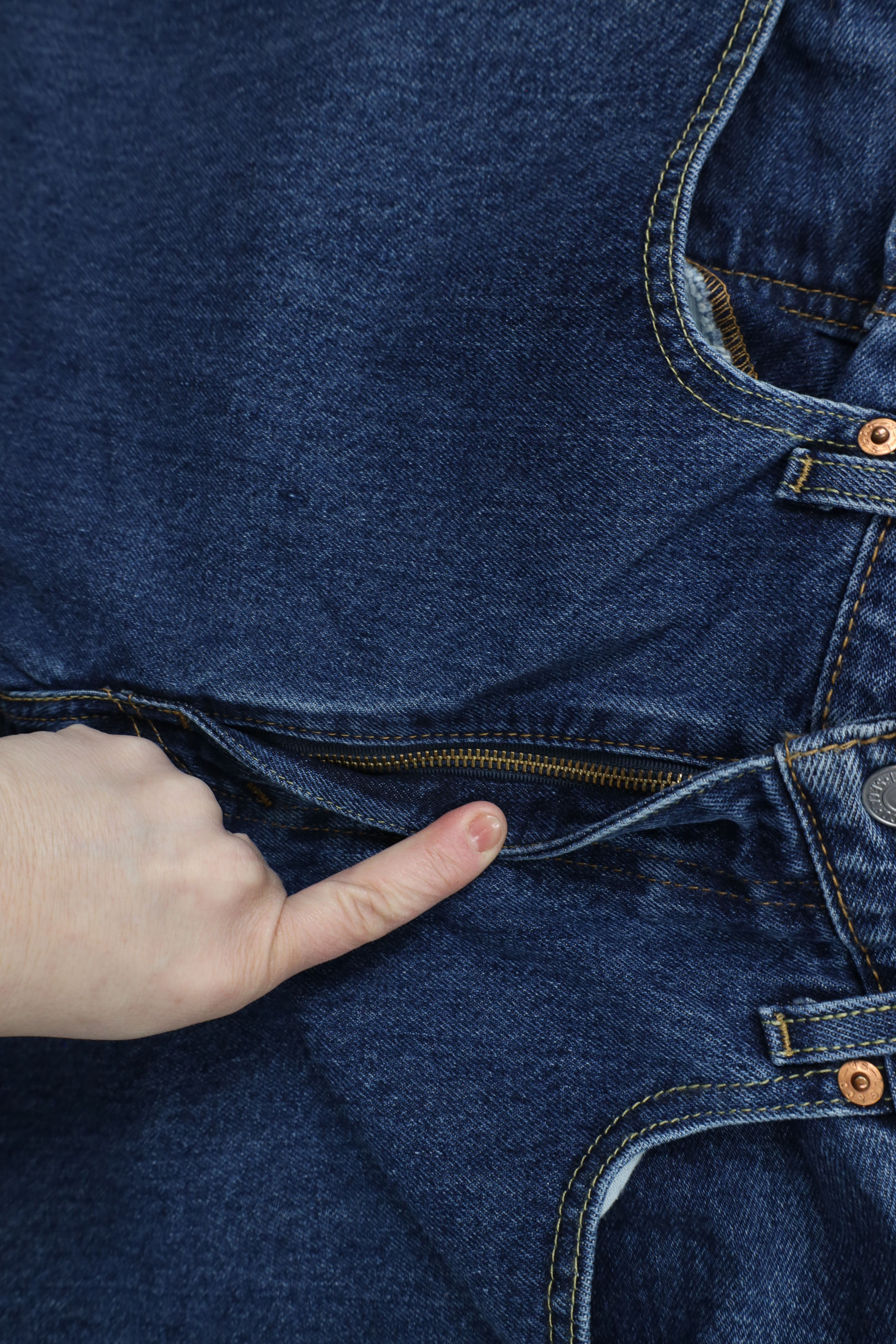 Levi's × Vintage Vintage Y2K Levis 550 Relaxed Fit Denim Jeans Blue Cotton Size US 36 / EU 52 - 5 Thumbnail