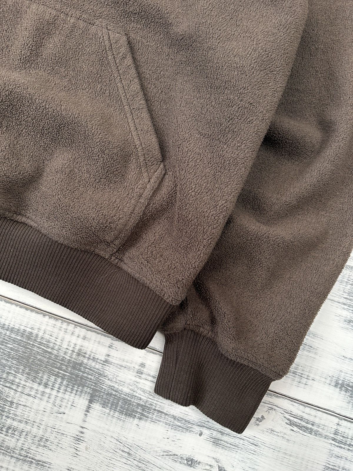 Quiksilver QUIKSILVER Vintage Y2K Brown Fleece Hoodie Big Logo Size XL Size US XL / EU 56 / 4 - 5 Thumbnail