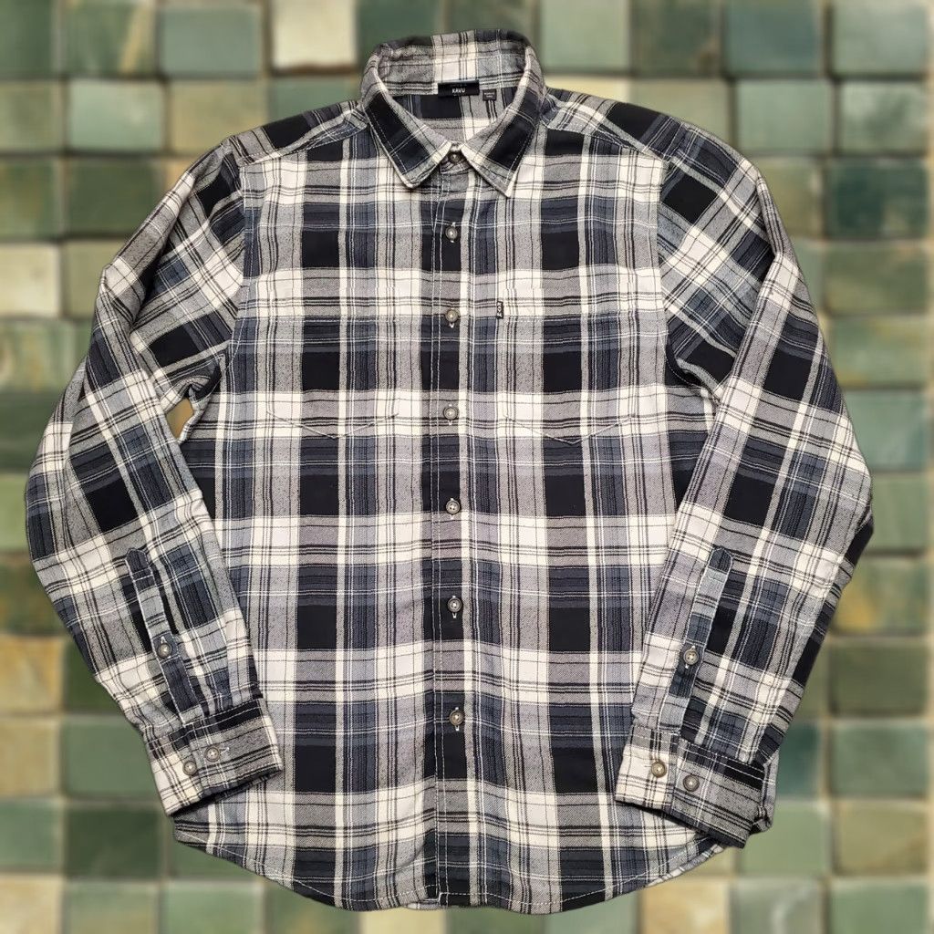 KAVU VINTAGE Kavu Shirt Mens Small Black Plaid Flannel Cotton Long Sleeve Cabin Gorp Casual Size US S / EU 44-46 / 1 - 1 Thumbnail
