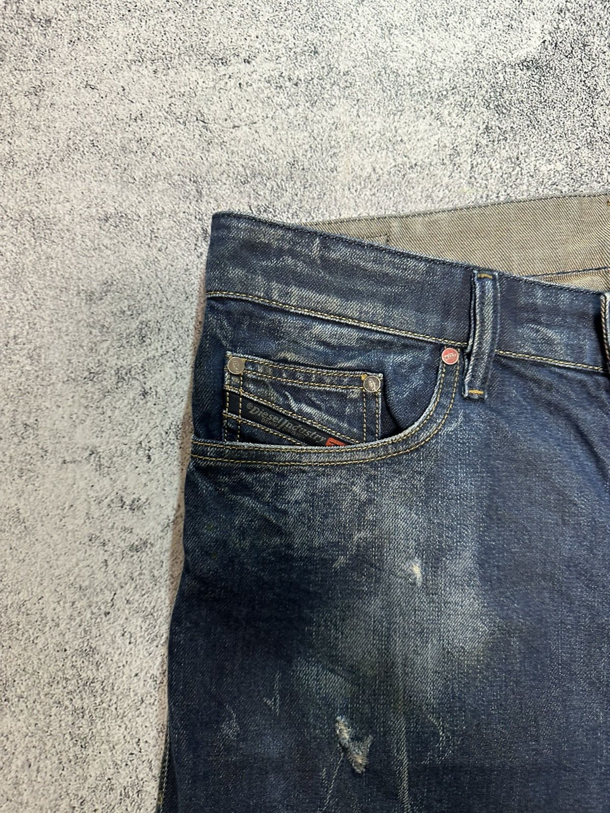 Diesel Vintage Diesel Cowhide Denim Shorts Made in Italy Size US 31 - 5 Thumbnail