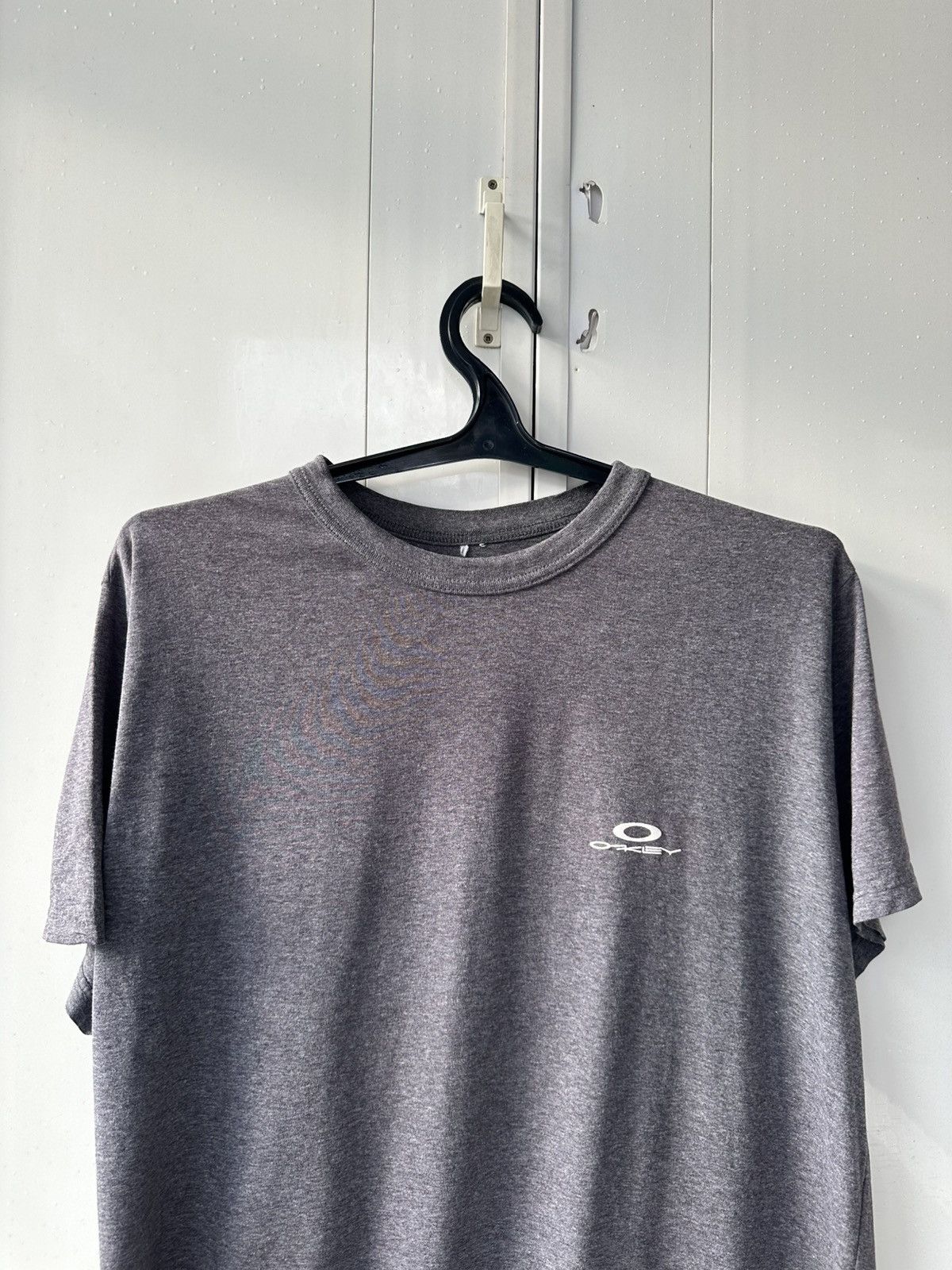 Oakley Vintage Oakley T-shirt Mens Grey Logo Size US XL / EU 56 / 4 - 5 Thumbnail